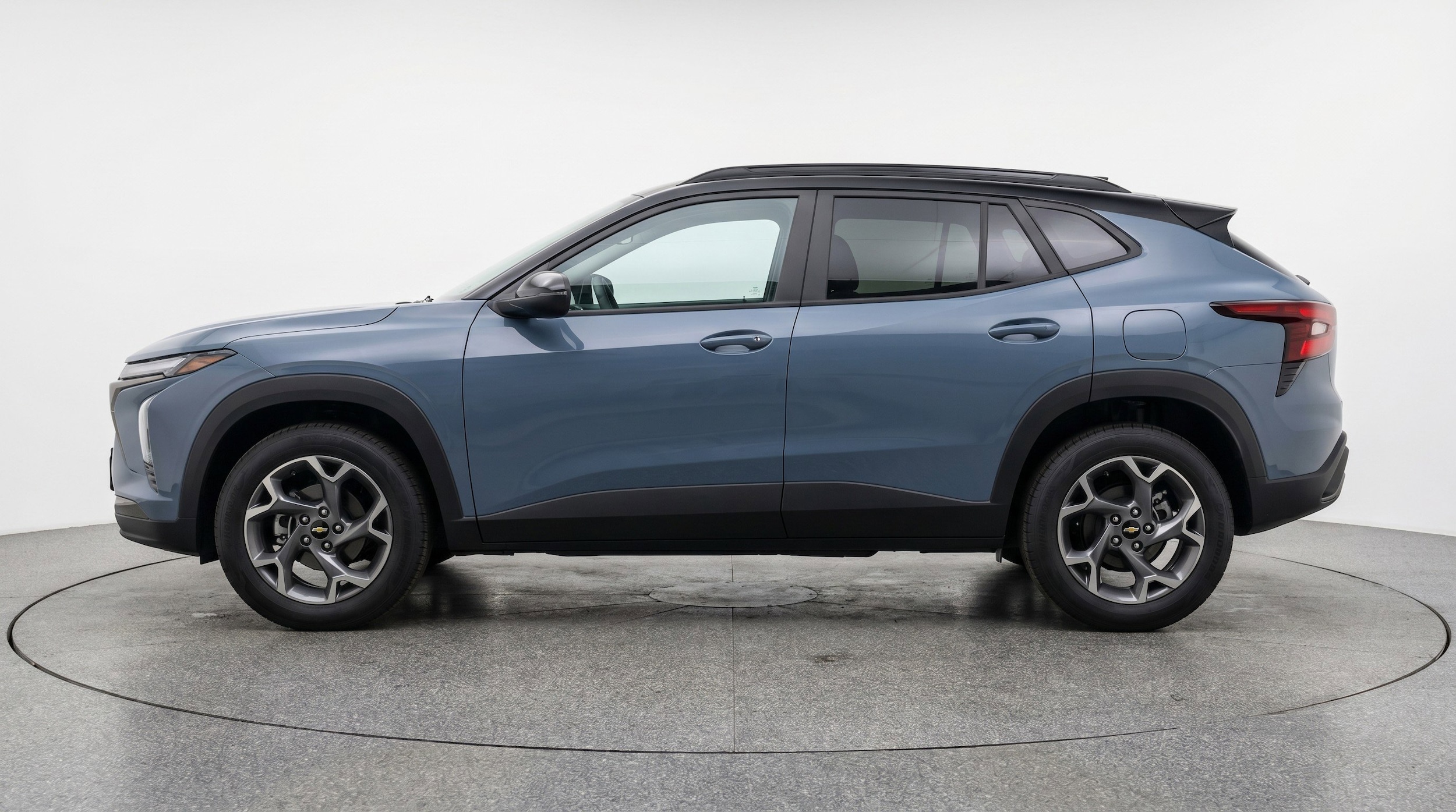 Thumbnail: 2025 Chevrolet Trax - 5