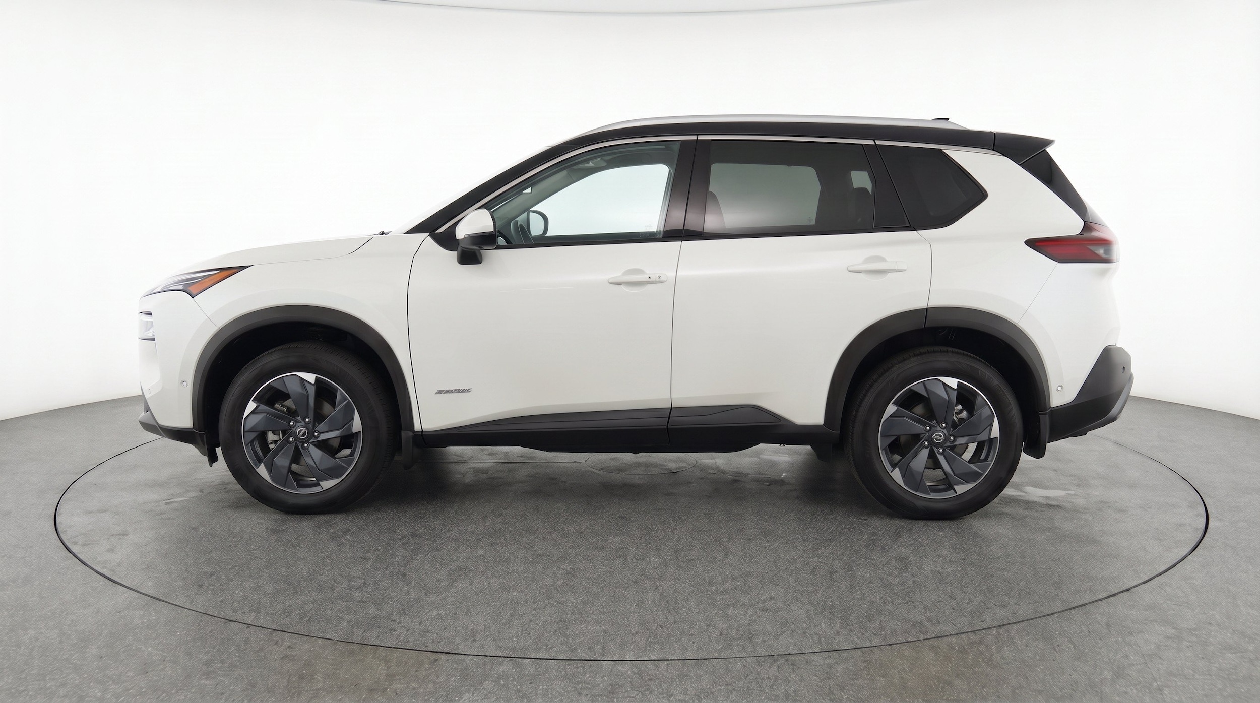 Thumbnail: 2026 Nissan Rogue - 5