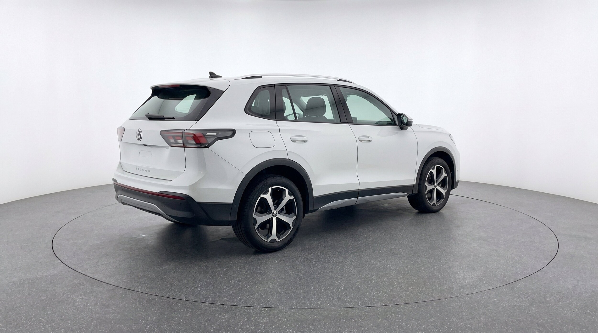 Thumbnail: 2026 Volkswagen Tiguan - 9