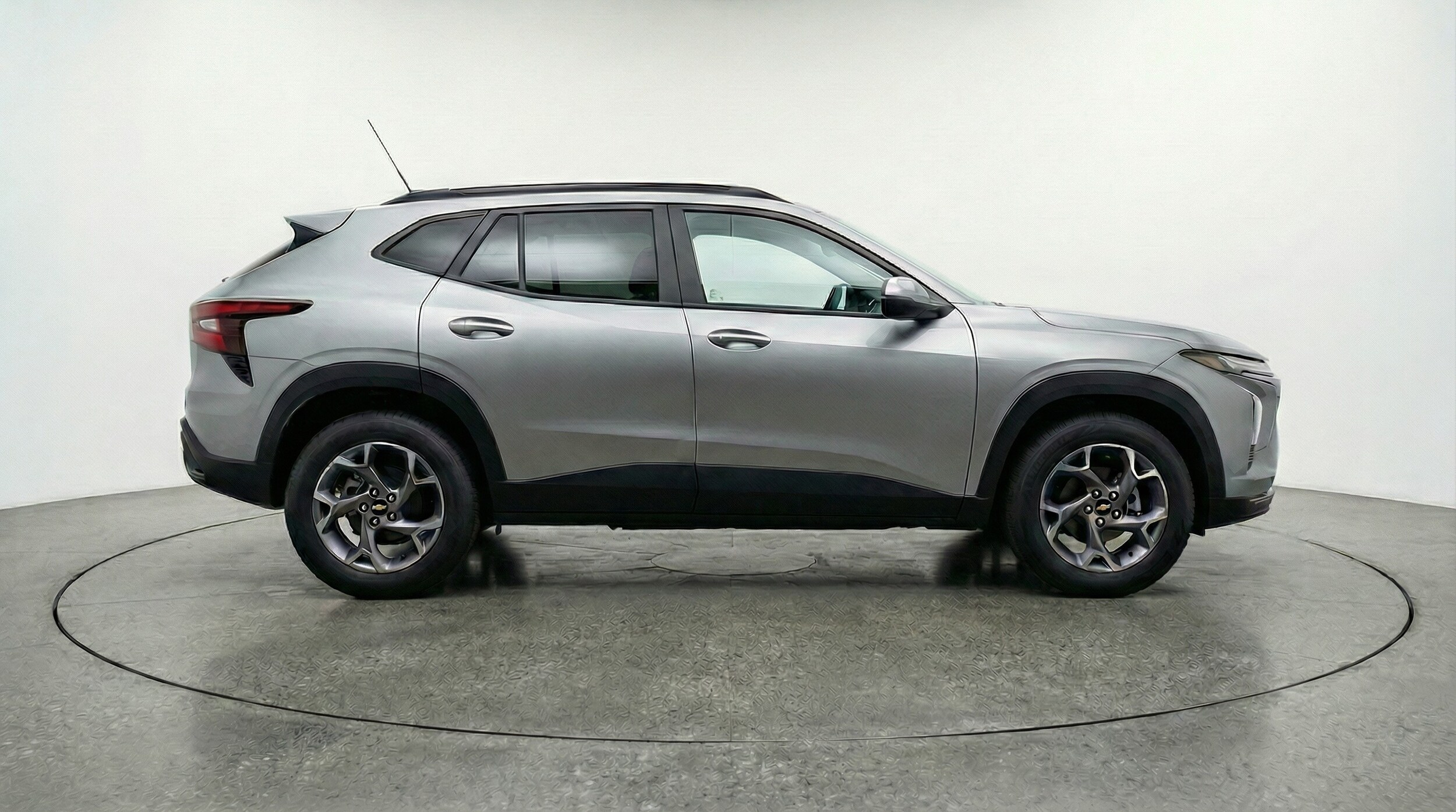 Thumbnail: 2025 Chevrolet Trax - 8