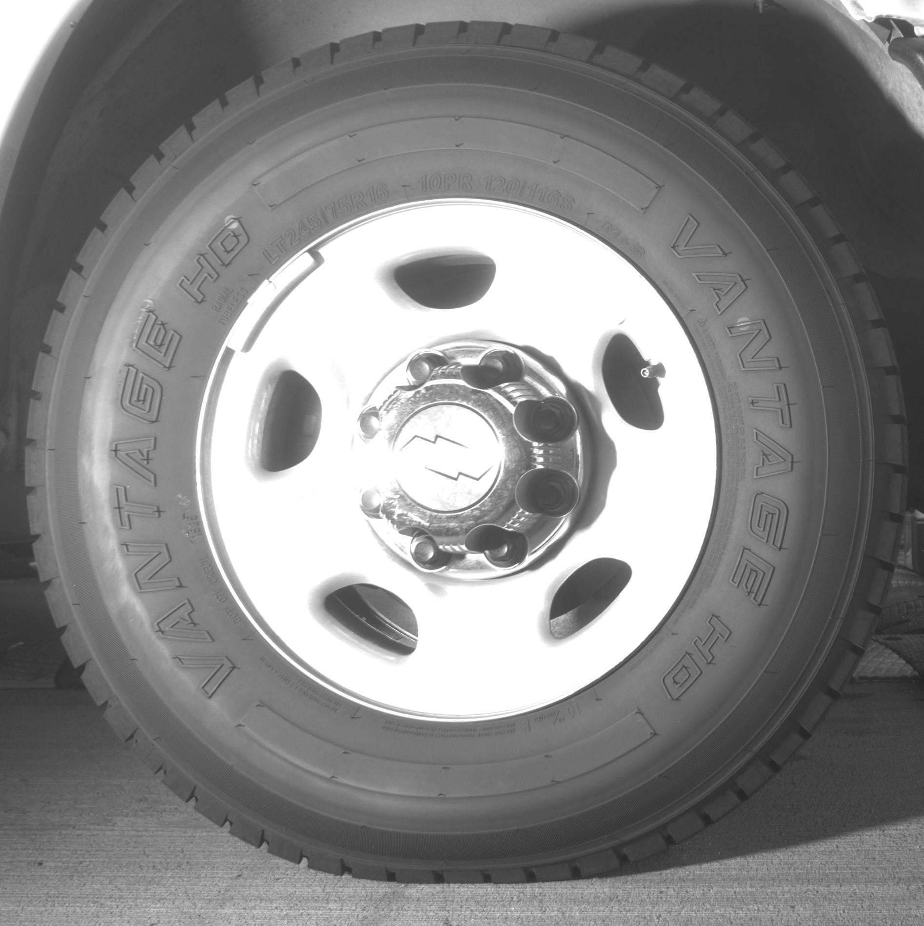 Thumbnail: 2025 Chevrolet Express - 10