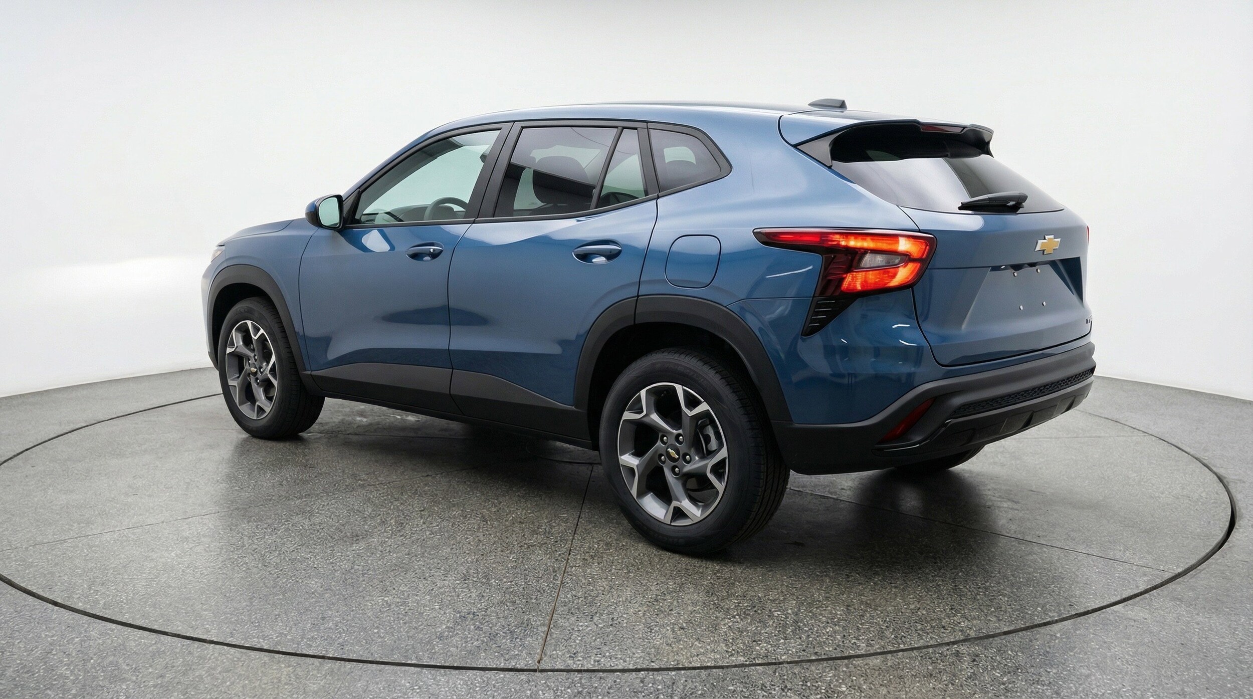 Thumbnail: 2025 Chevrolet Trax - 6