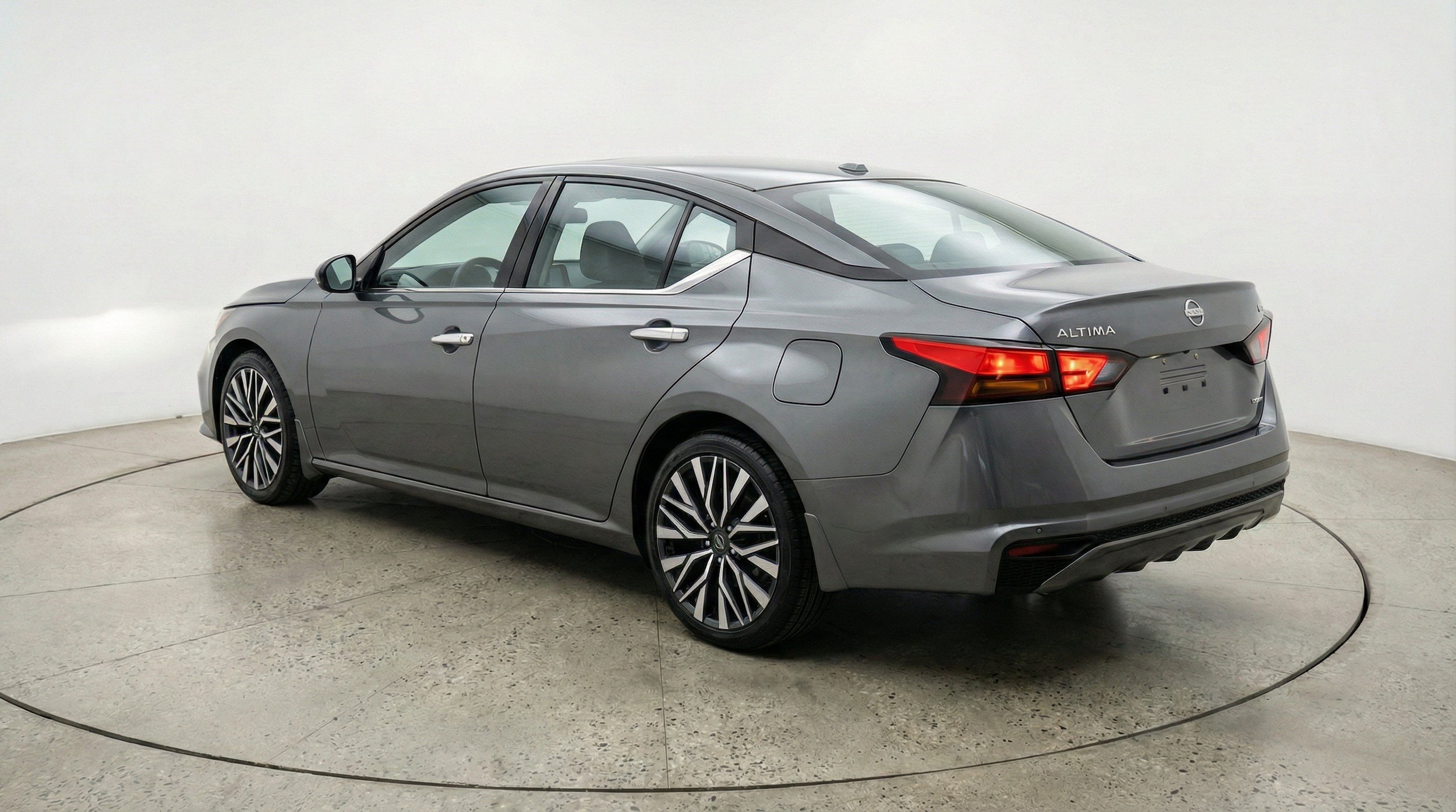Thumbnail: 2025 Nissan Altima - 6