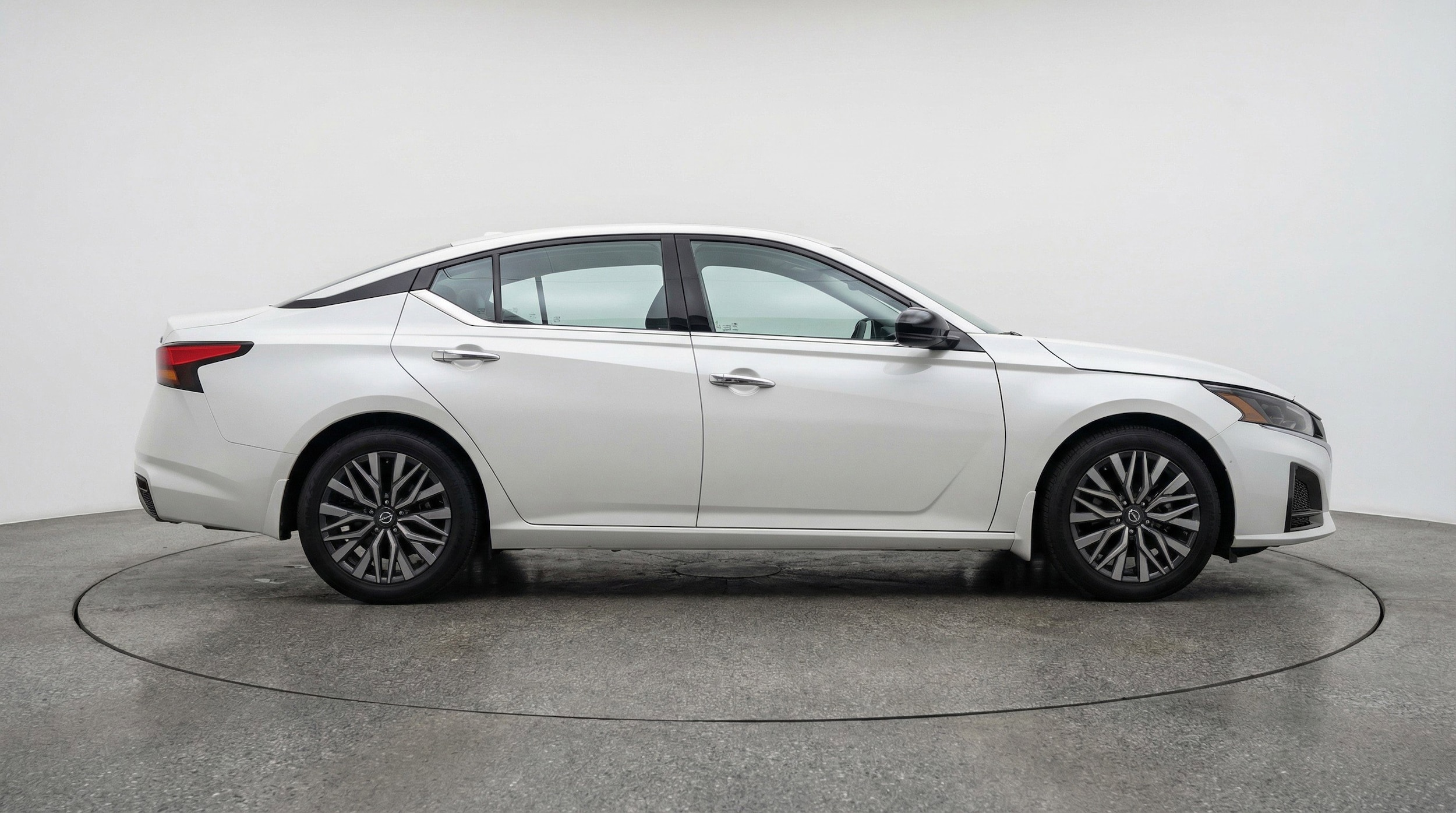 Thumbnail: 2025 Nissan Altima - 11