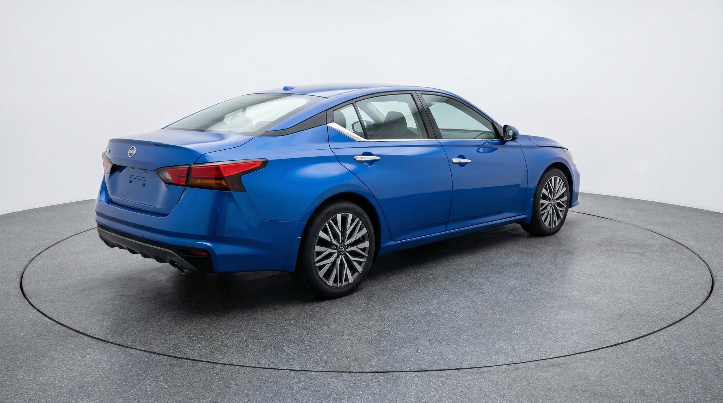 Thumbnail: 2025 Nissan Altima - 7