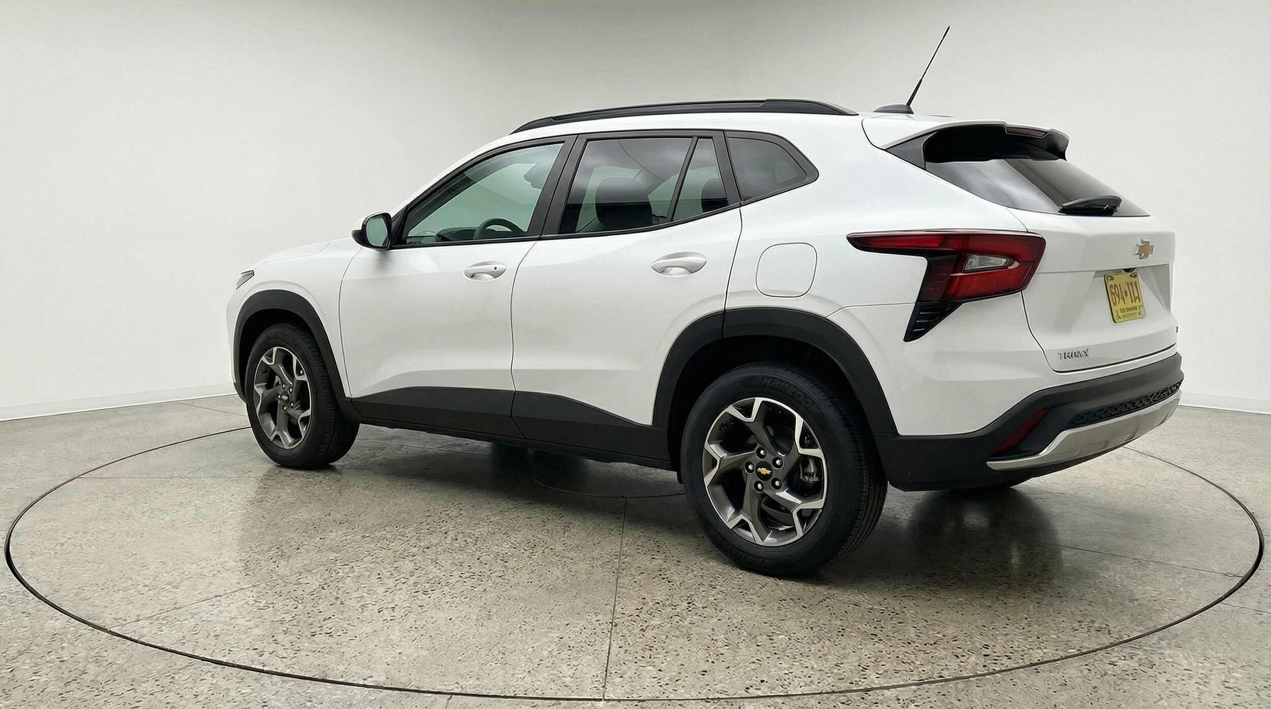 Thumbnail: 2025 Chevrolet Trax - 5