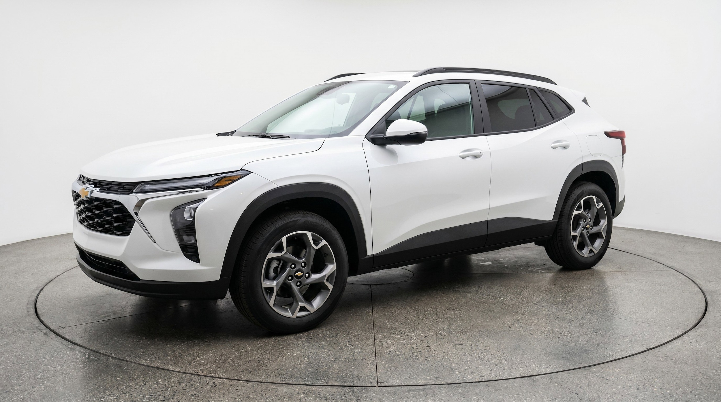 Thumbnail: 2025 Chevrolet Trax - 3