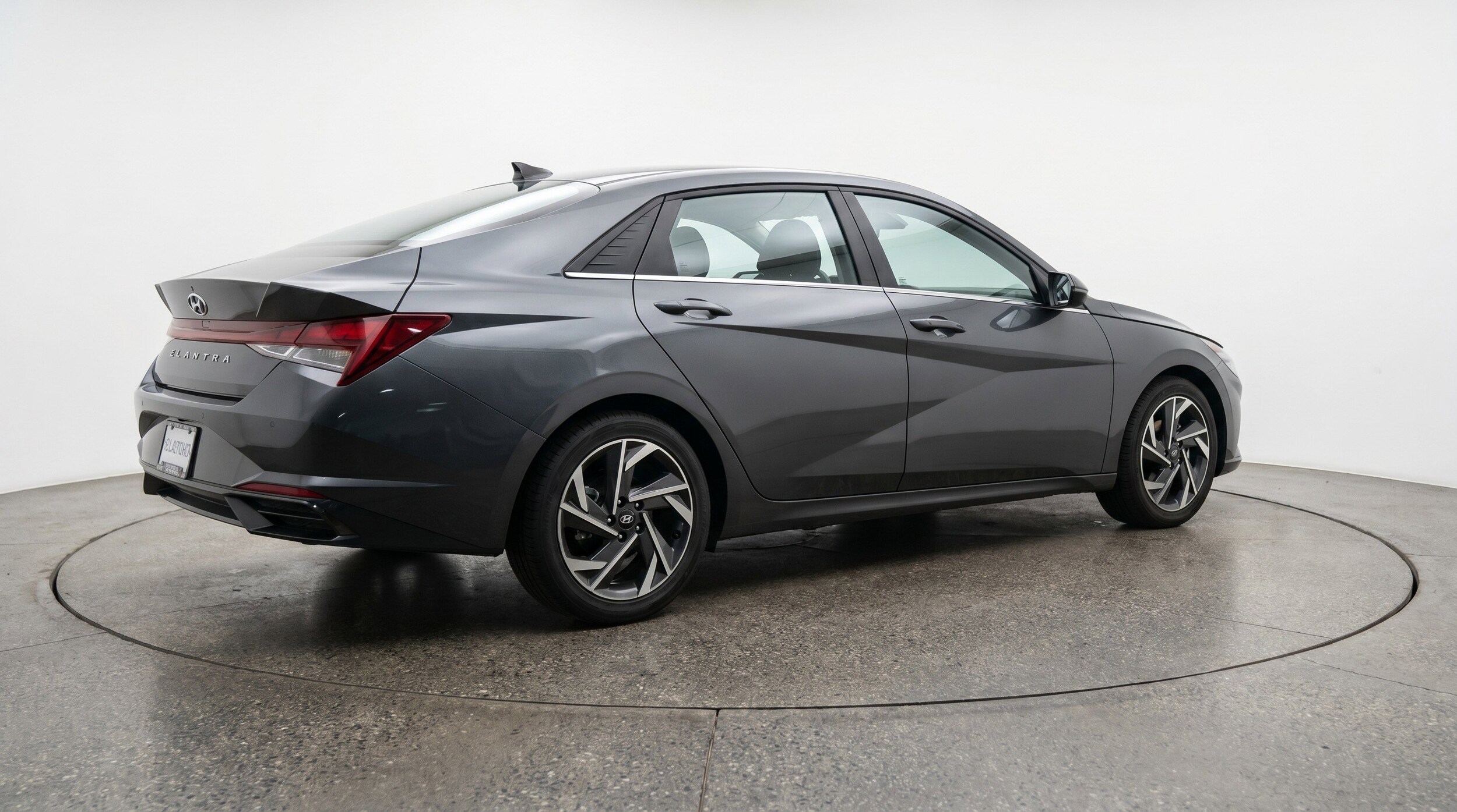 Thumbnail: 2025 Hyundai Elantra - 9