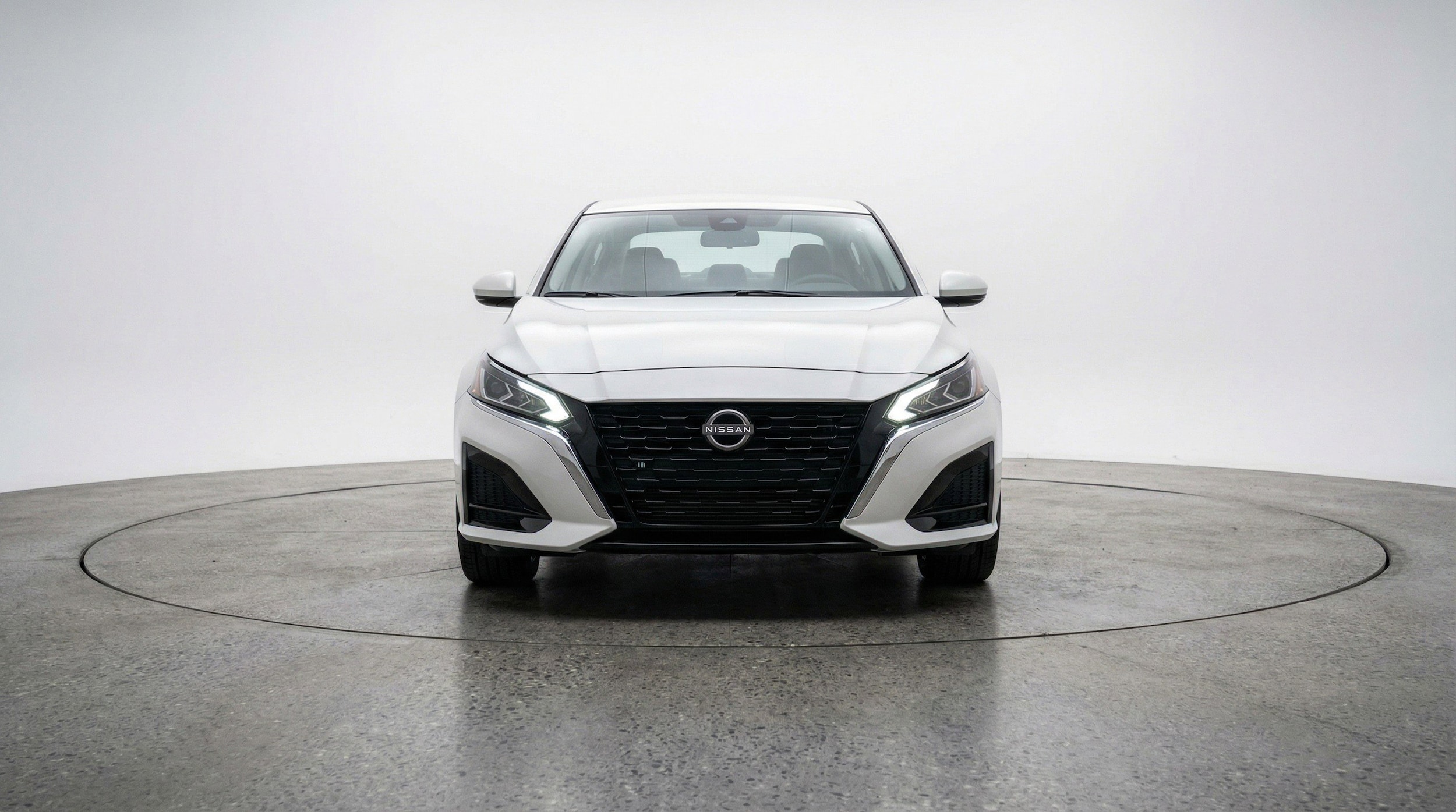 Thumbnail: 2025 Nissan Altima - 2