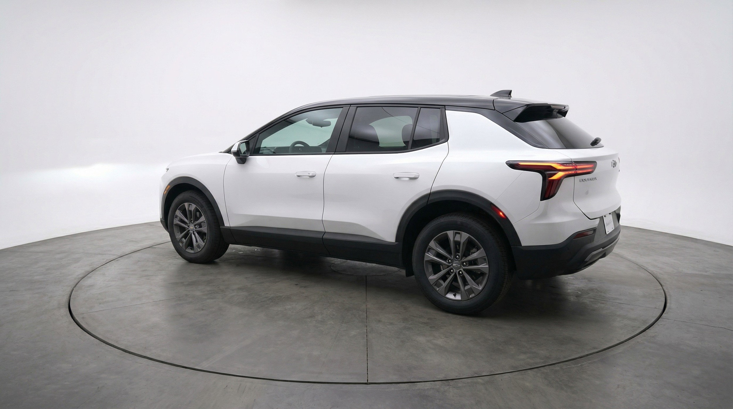 Thumbnail: 2025 Chevrolet Equinox - 6