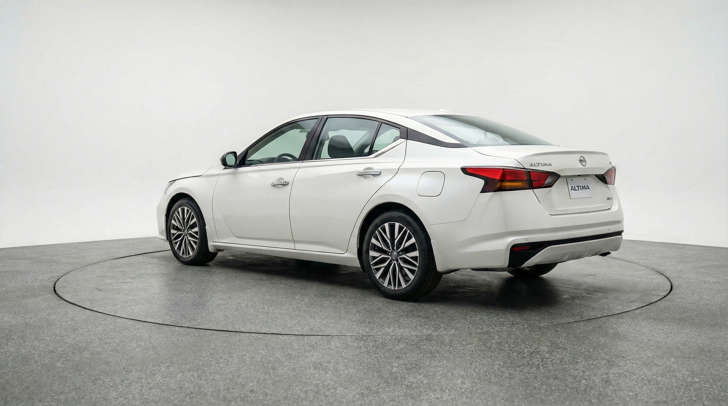 Thumbnail: 2025 Nissan Altima - 6