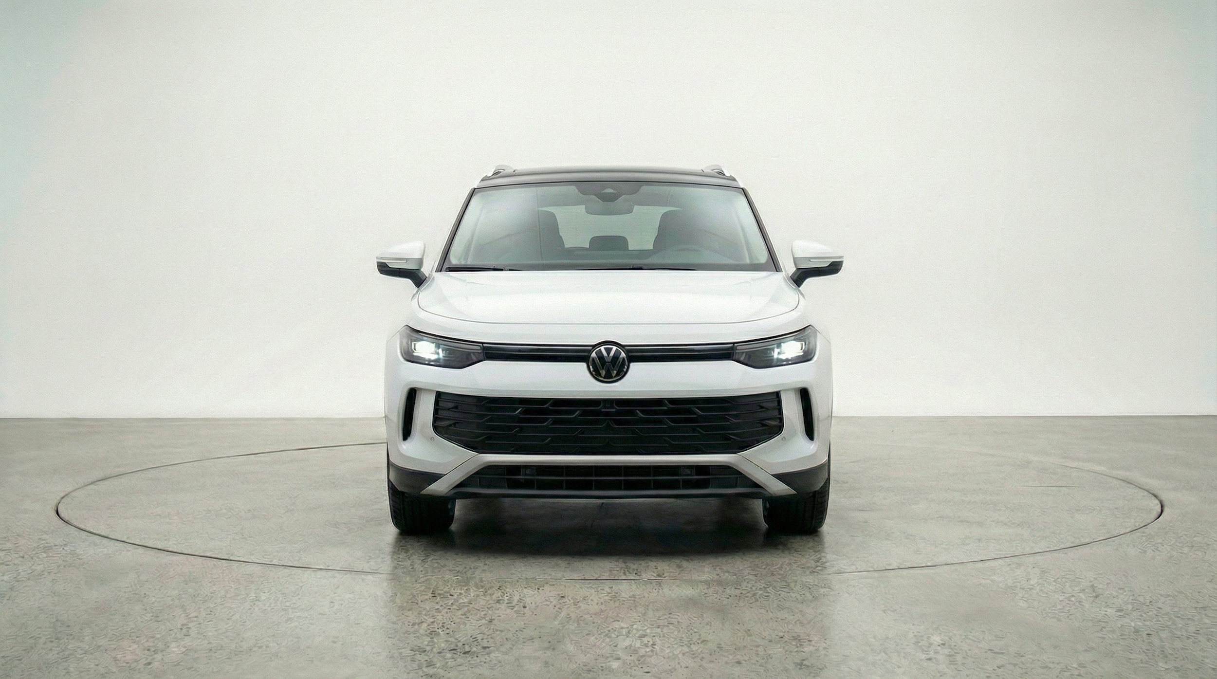 Thumbnail: 2026 Volkswagen Tiguan - 2