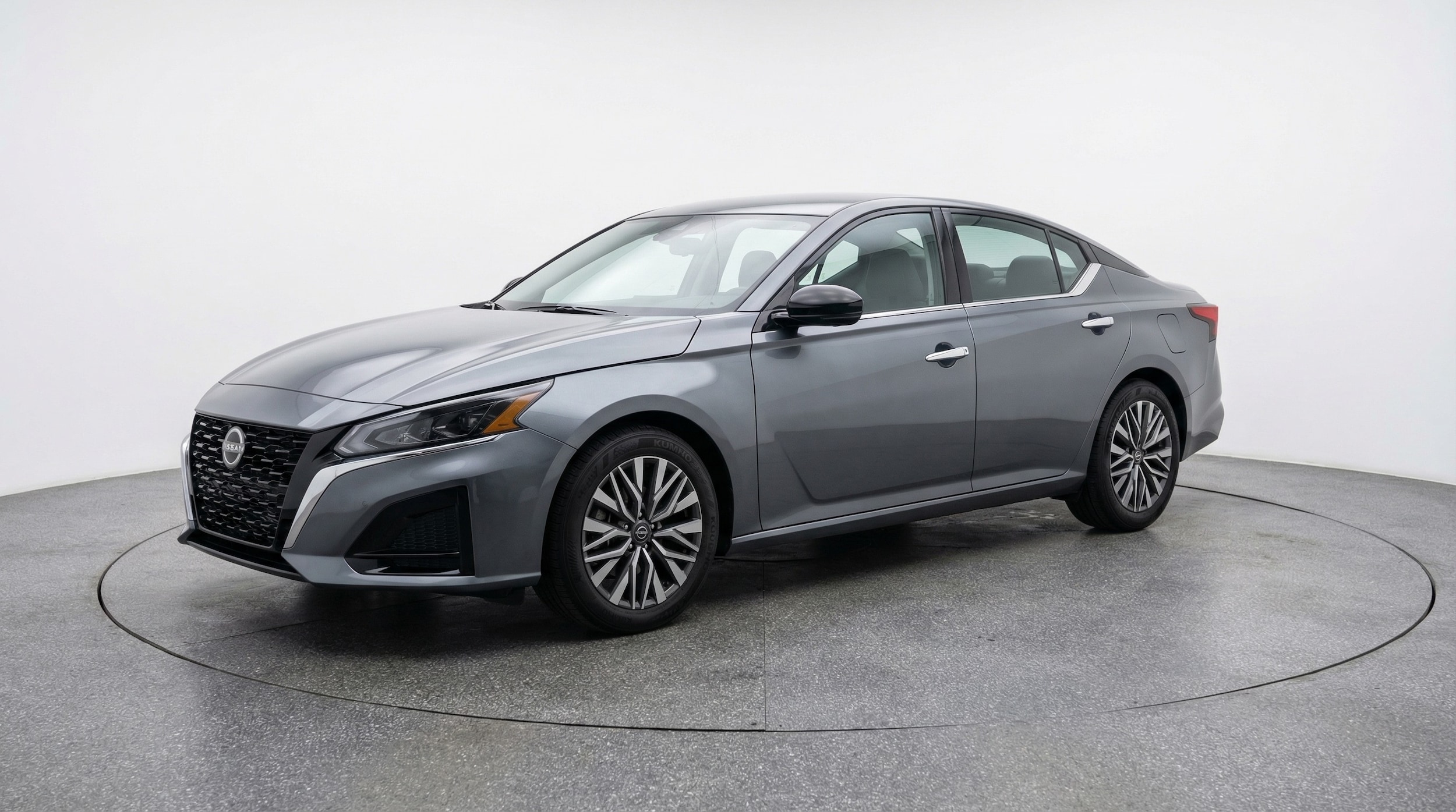 Thumbnail: 2025 Nissan Altima - 3