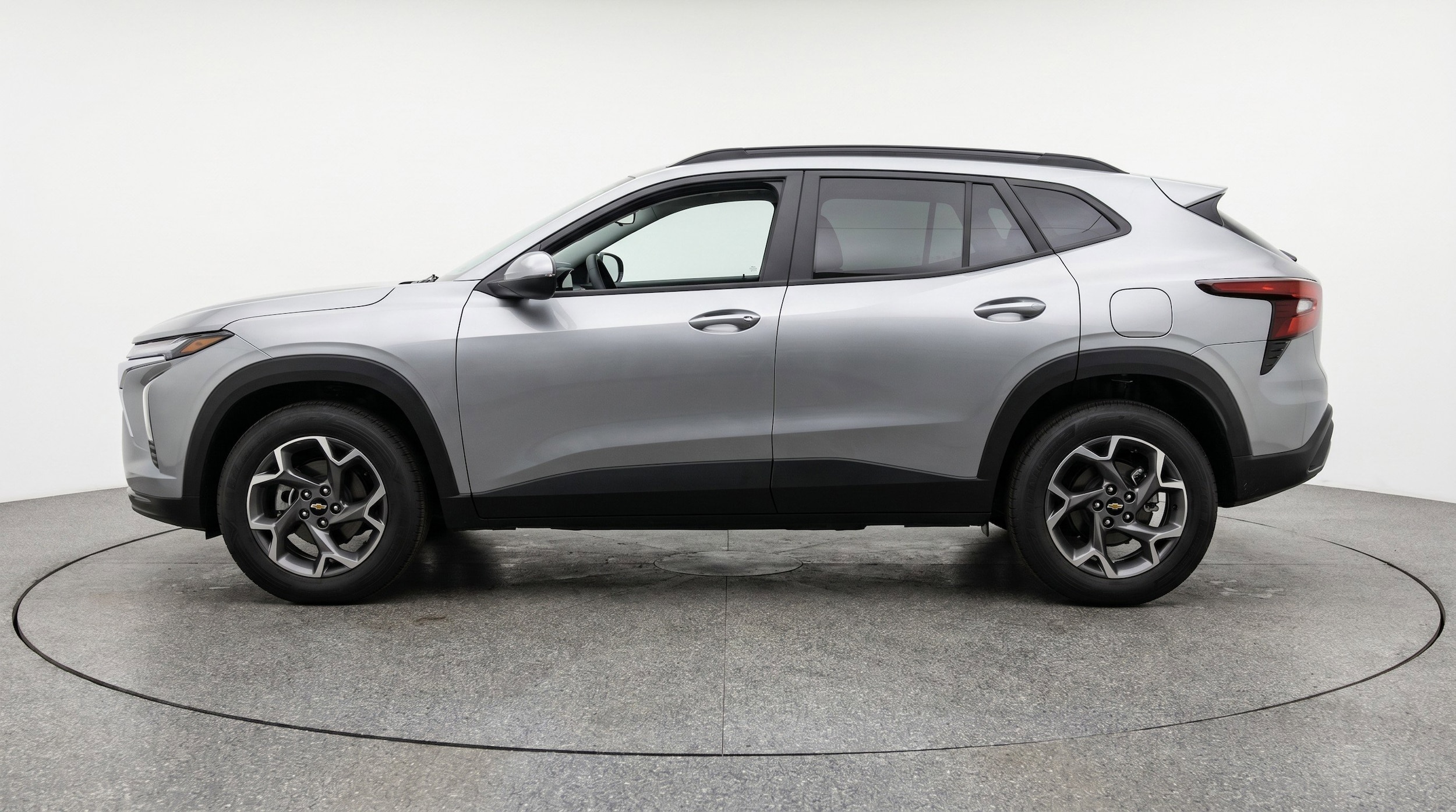 Thumbnail: 2025 Chevrolet Trax - 5