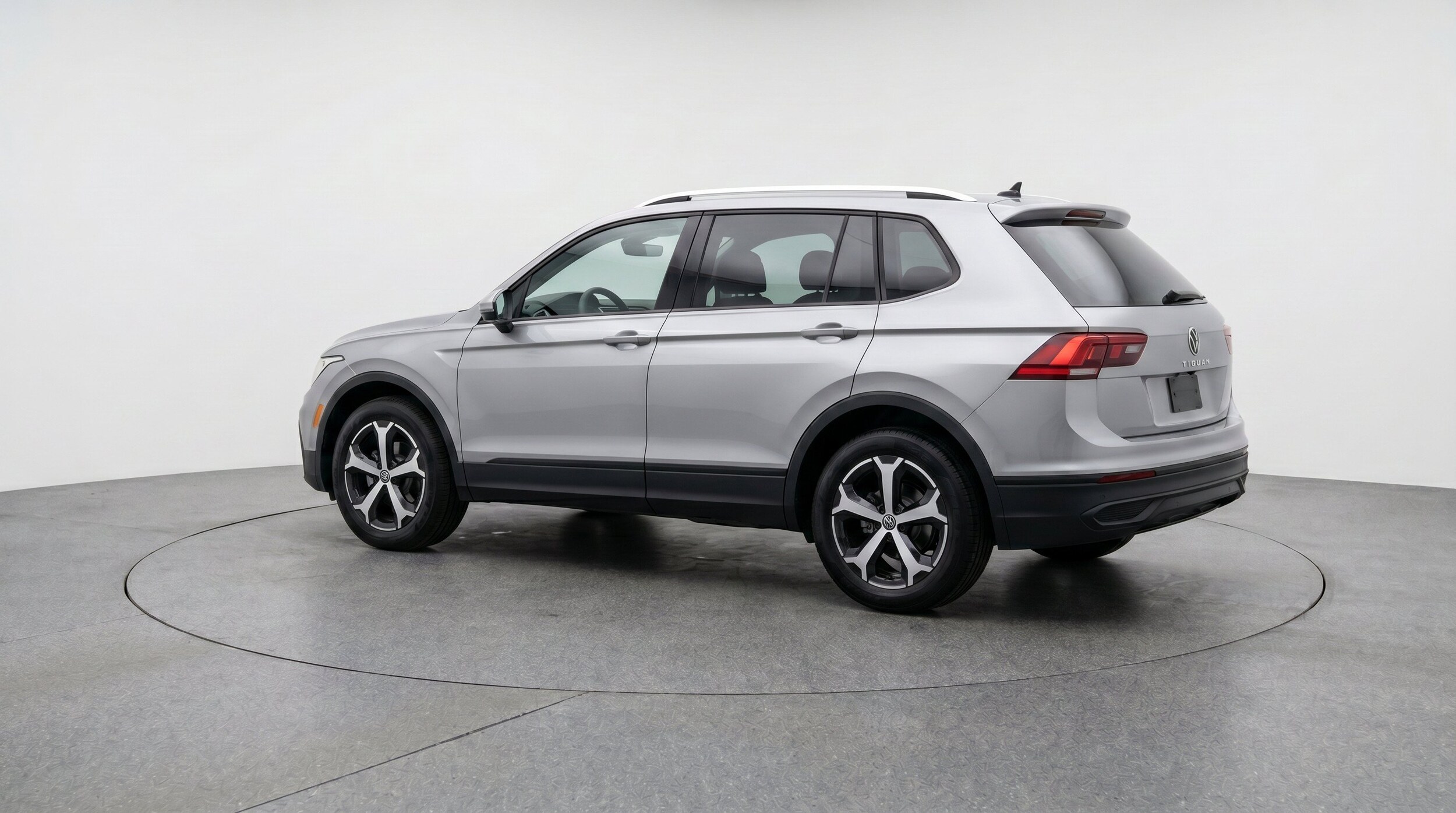Thumbnail: 2026 Volkswagen Tiguan - 6