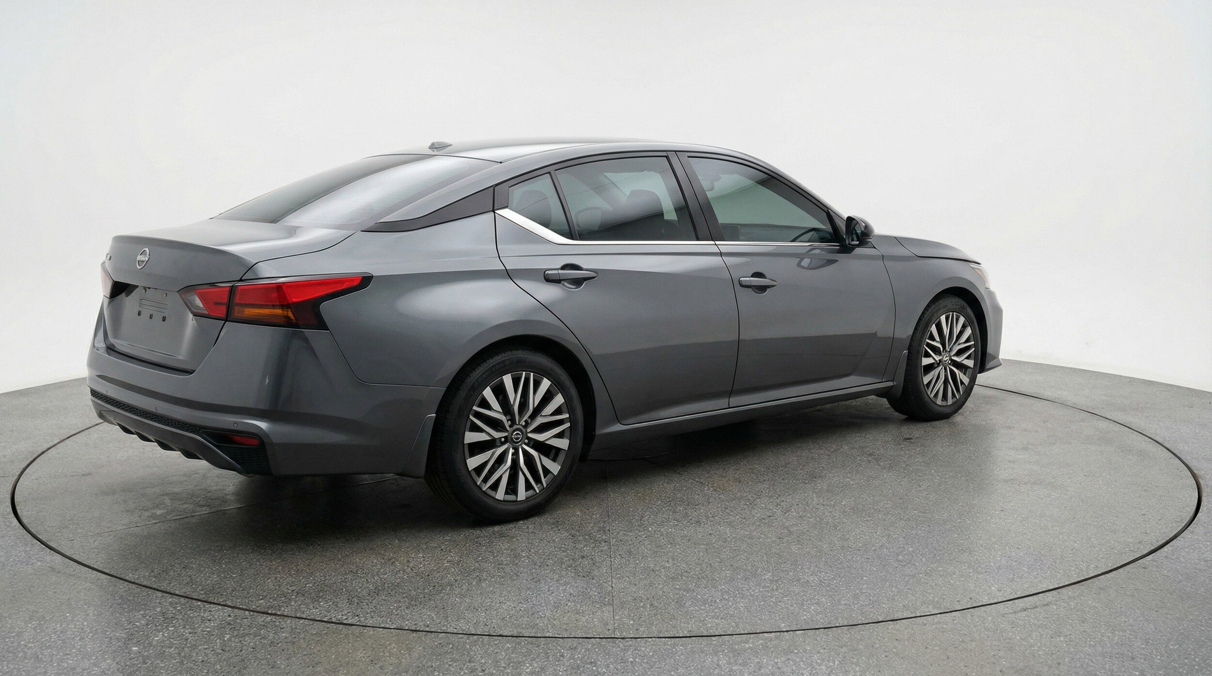 Thumbnail: 2025 Nissan Altima - 9