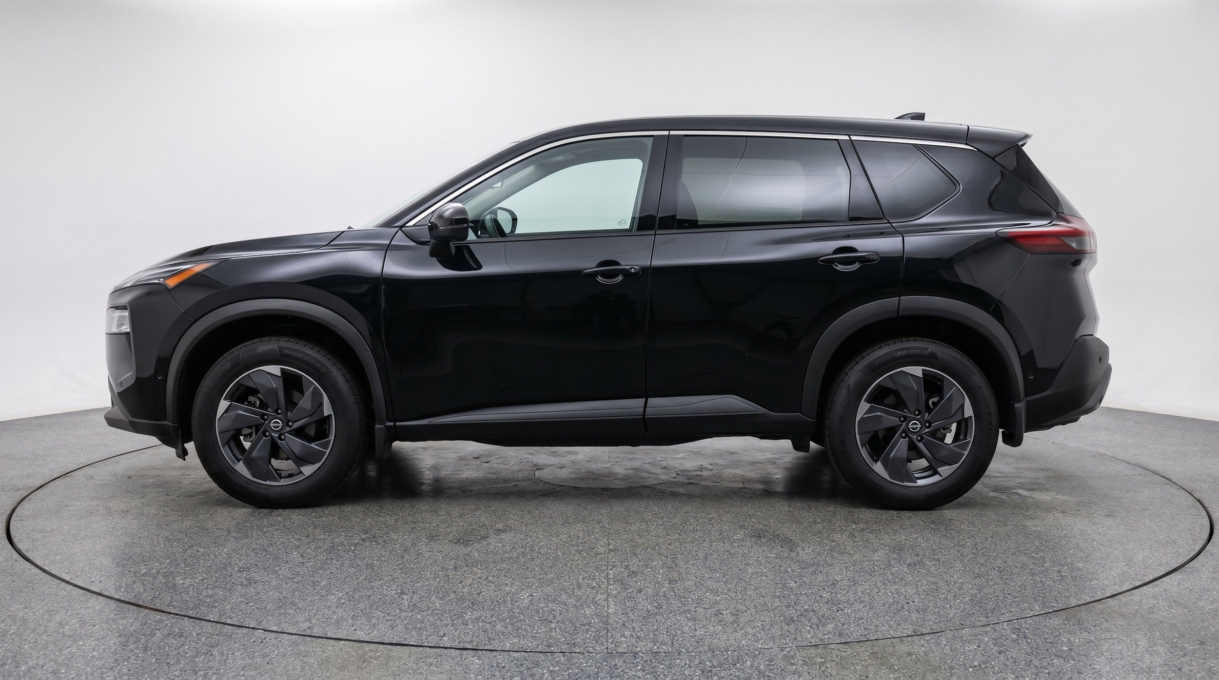 Thumbnail: 2025 Nissan Rogue - 5