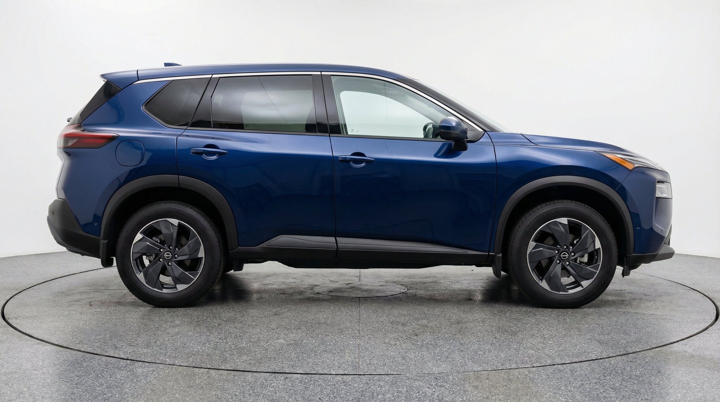 Thumbnail: 2025 Nissan Rogue - 10
