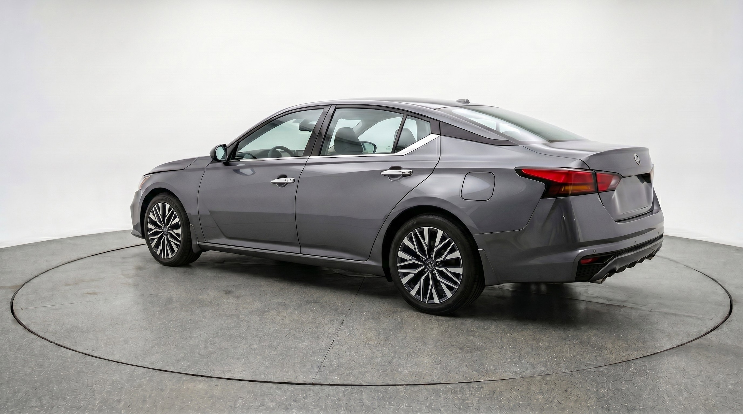 Thumbnail: 2025 Nissan Altima - 6