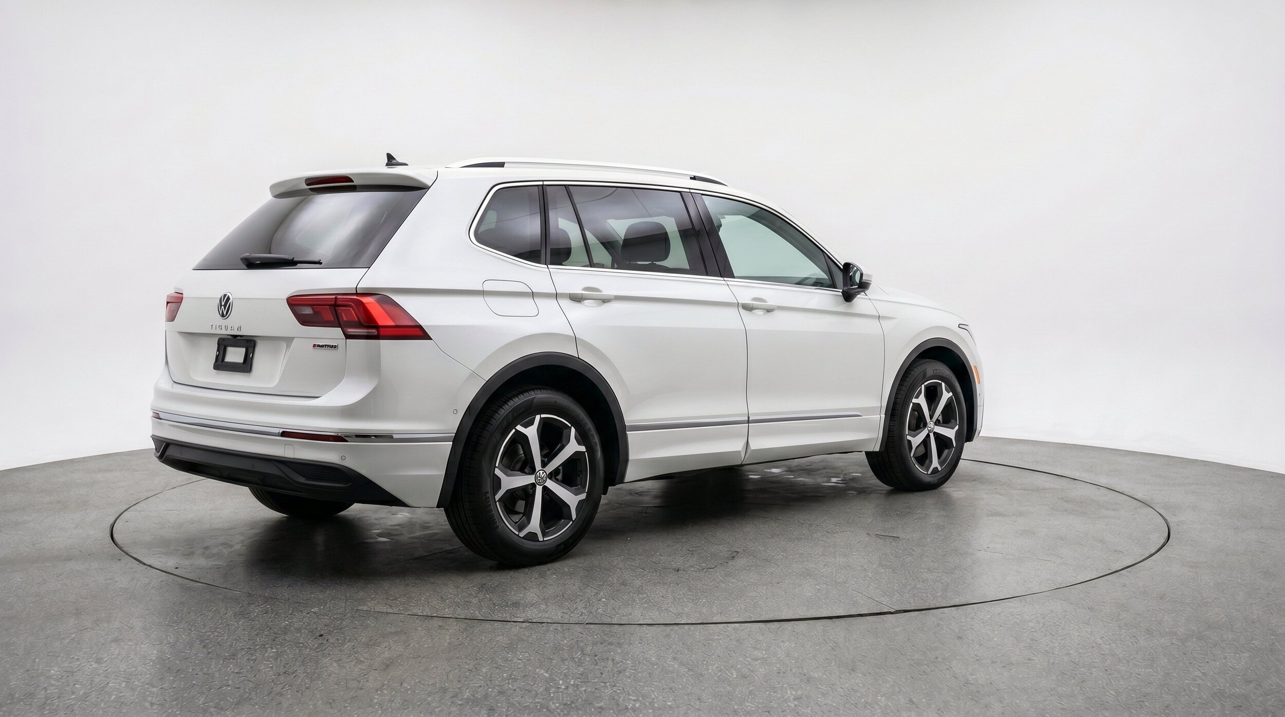 Thumbnail: 2026 Volkswagen Tiguan - 9