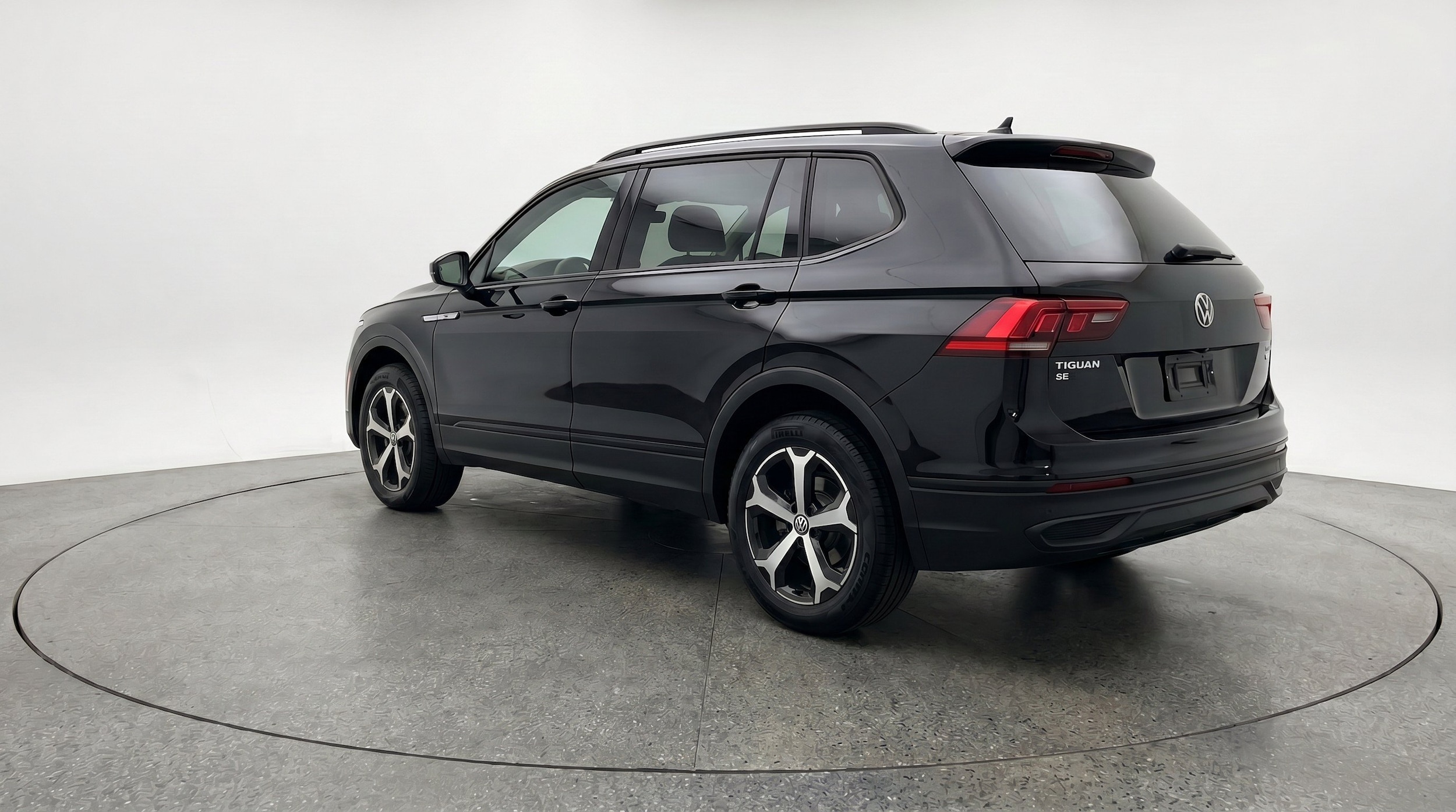 Thumbnail: 2026 Volkswagen Tiguan - 6