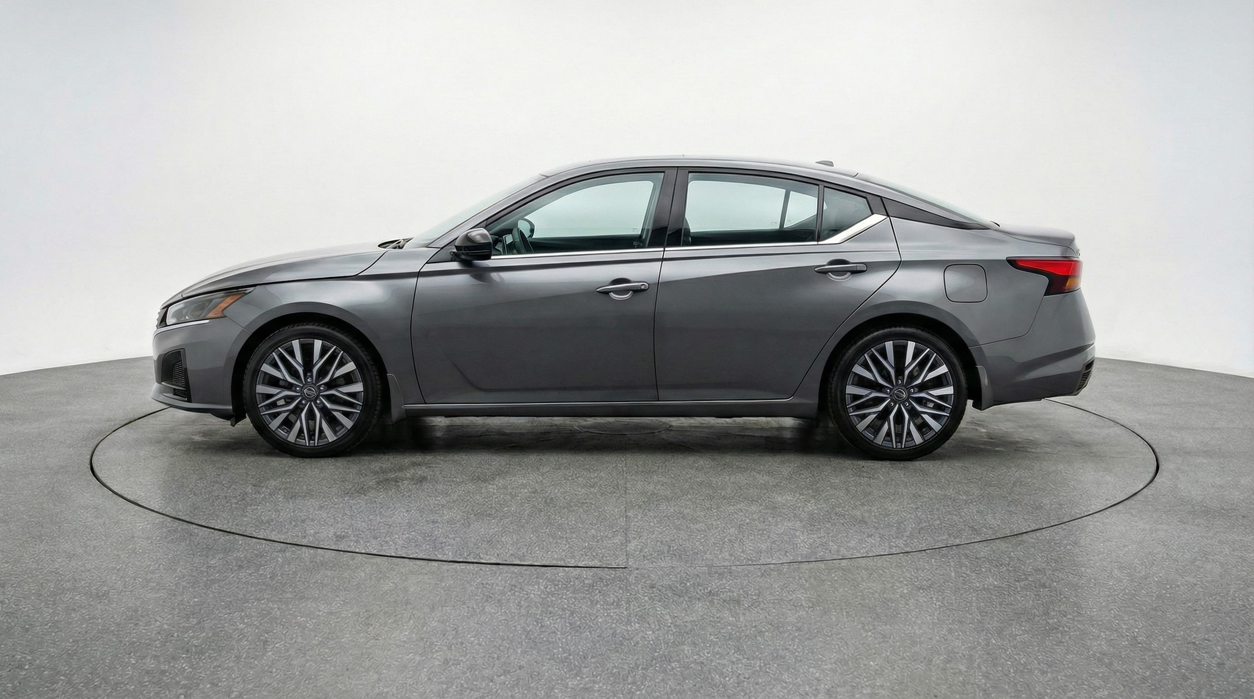 Thumbnail: 2025 Nissan Altima - 4