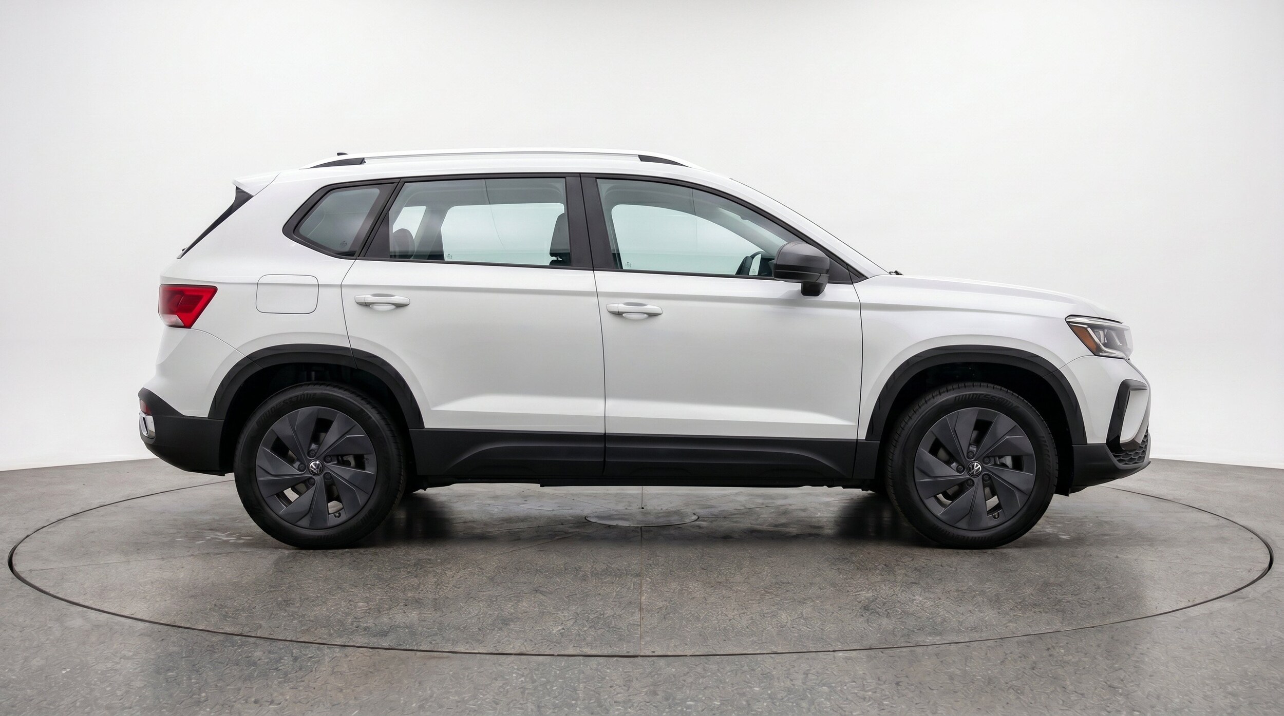 Thumbnail: 2026 Volkswagen Taos - 11