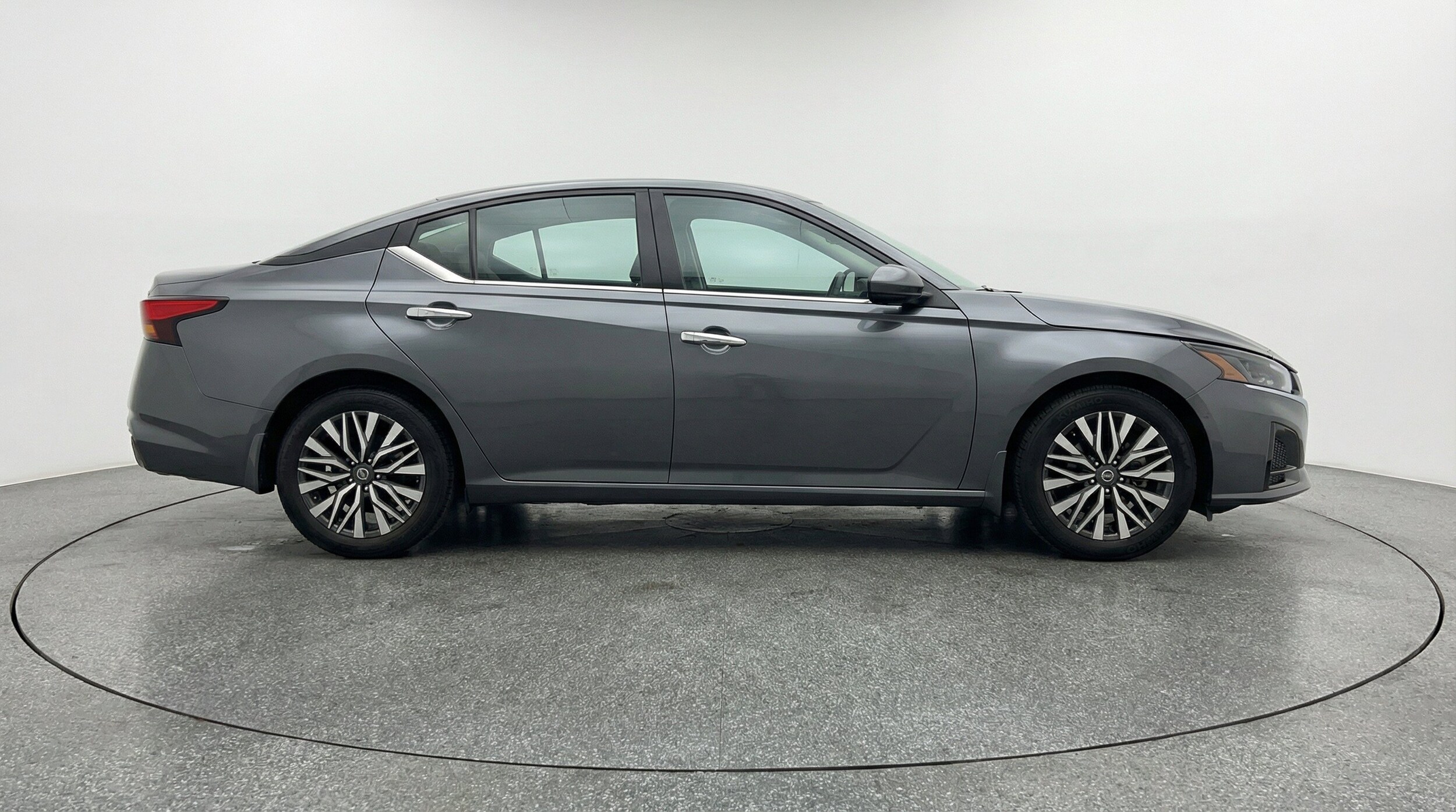 Thumbnail: 2025 Nissan Altima - 11