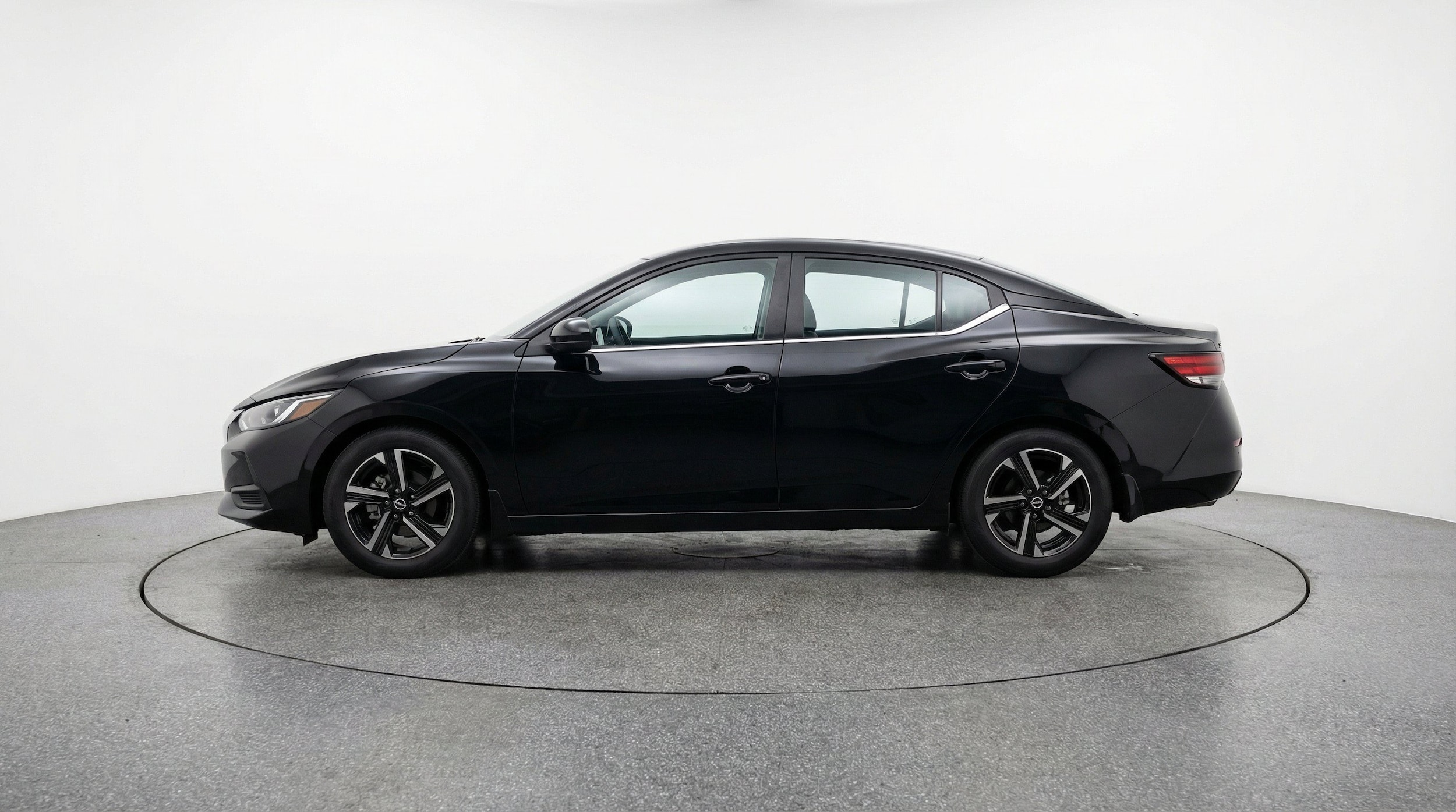 Thumbnail: 2025 Nissan Sentra - 5
