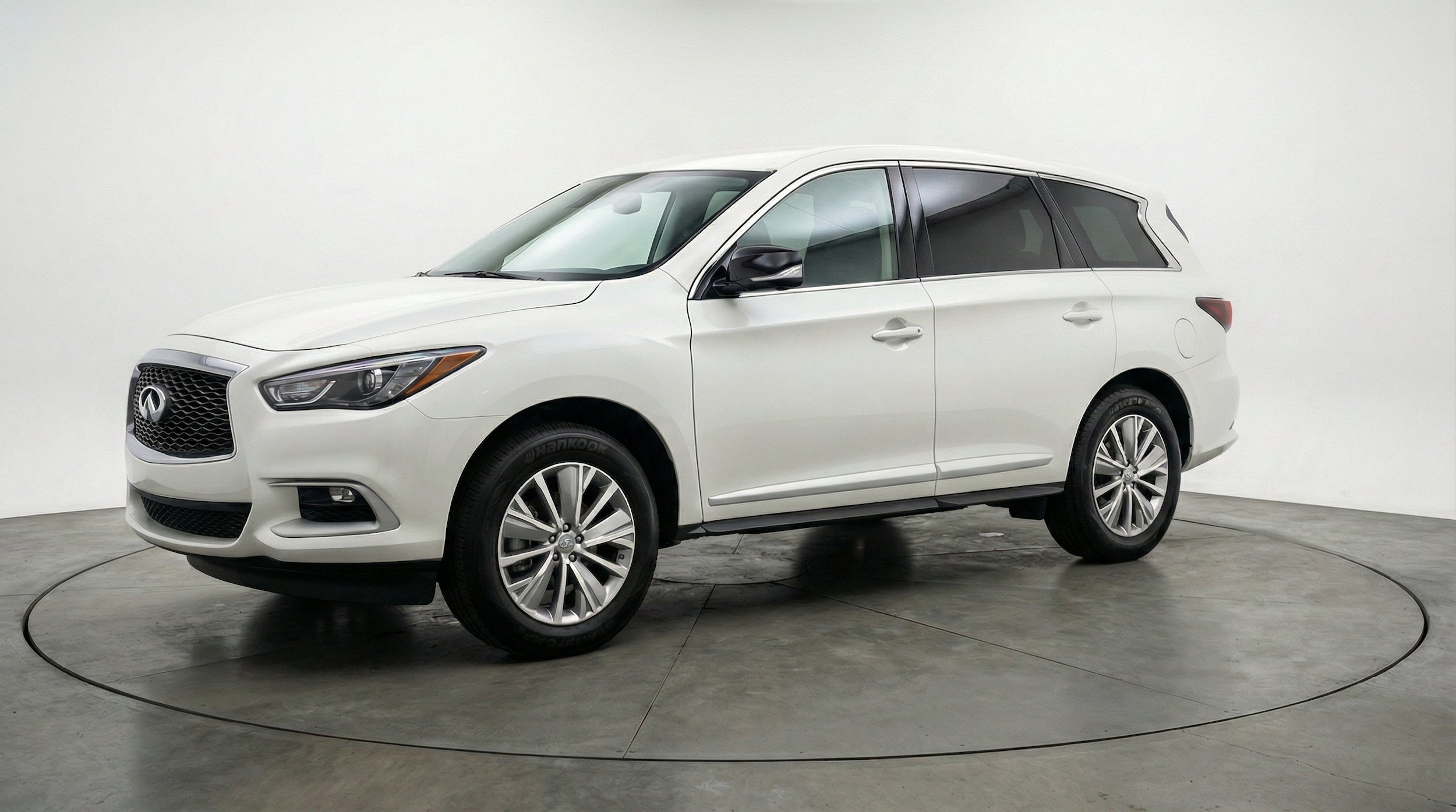Thumbnail: 2026 INFINITI QX60 - 3