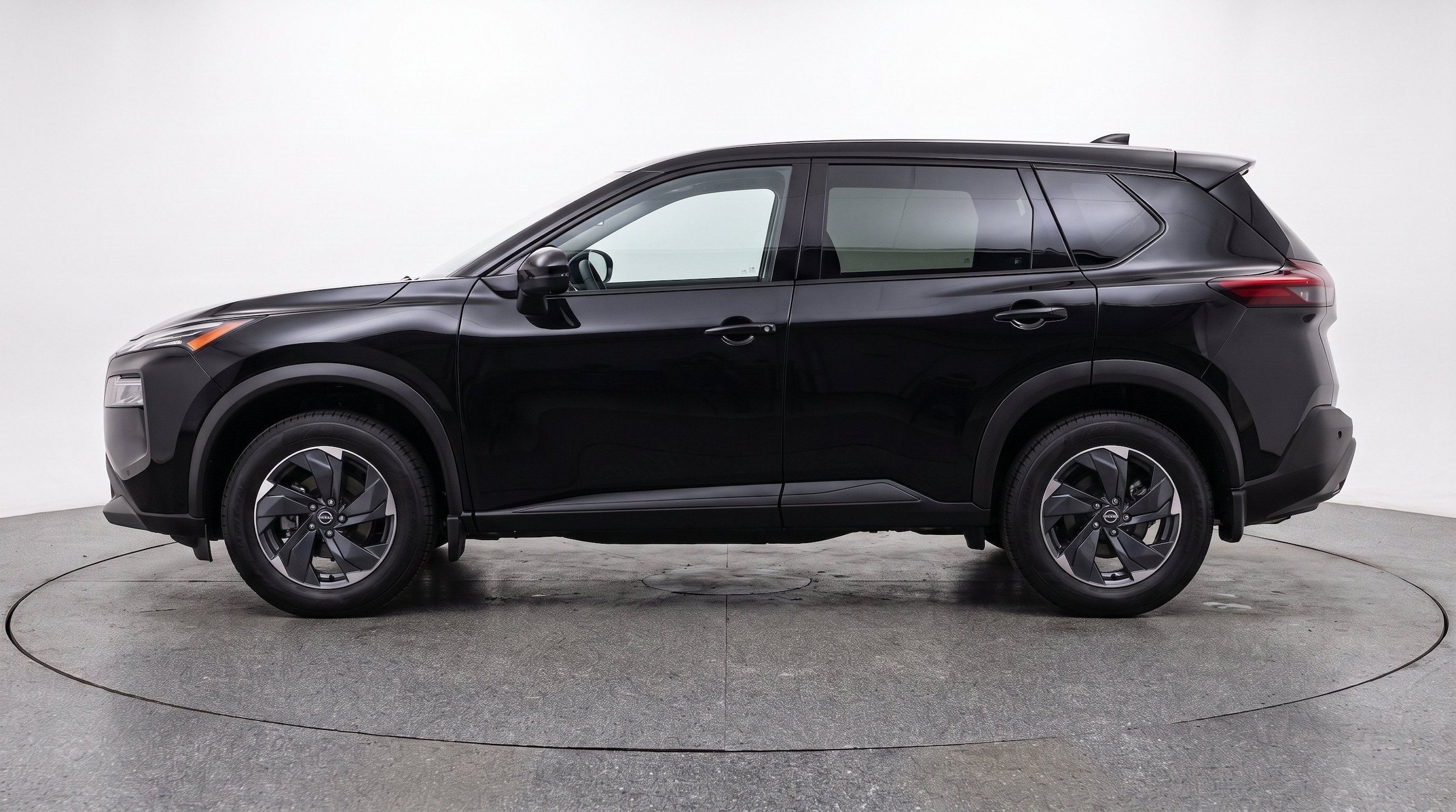 Thumbnail: 2025 Nissan Rogue - 5