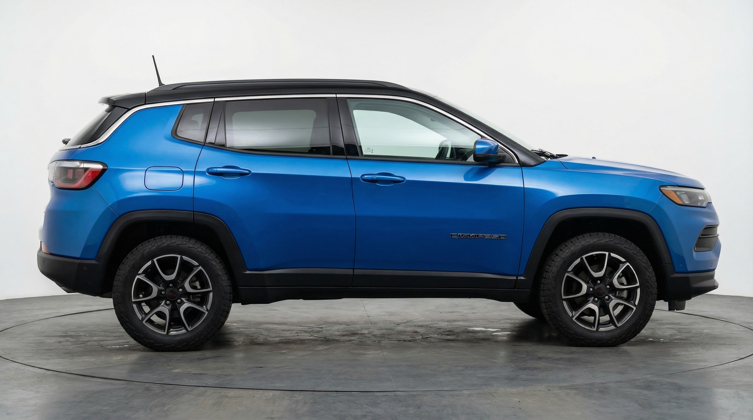 Thumbnail: 2025 Jeep Compass - 8