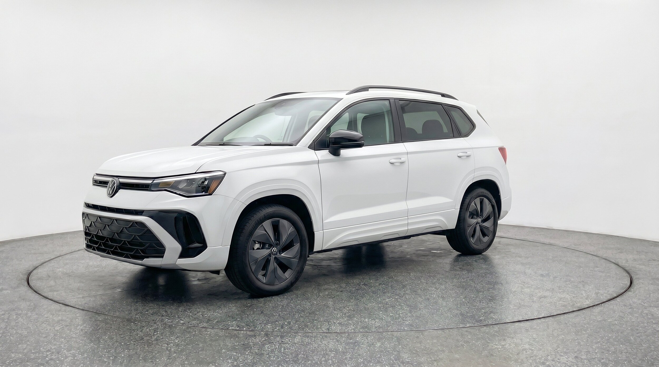 Thumbnail: 2026 Volkswagen Taos - 3