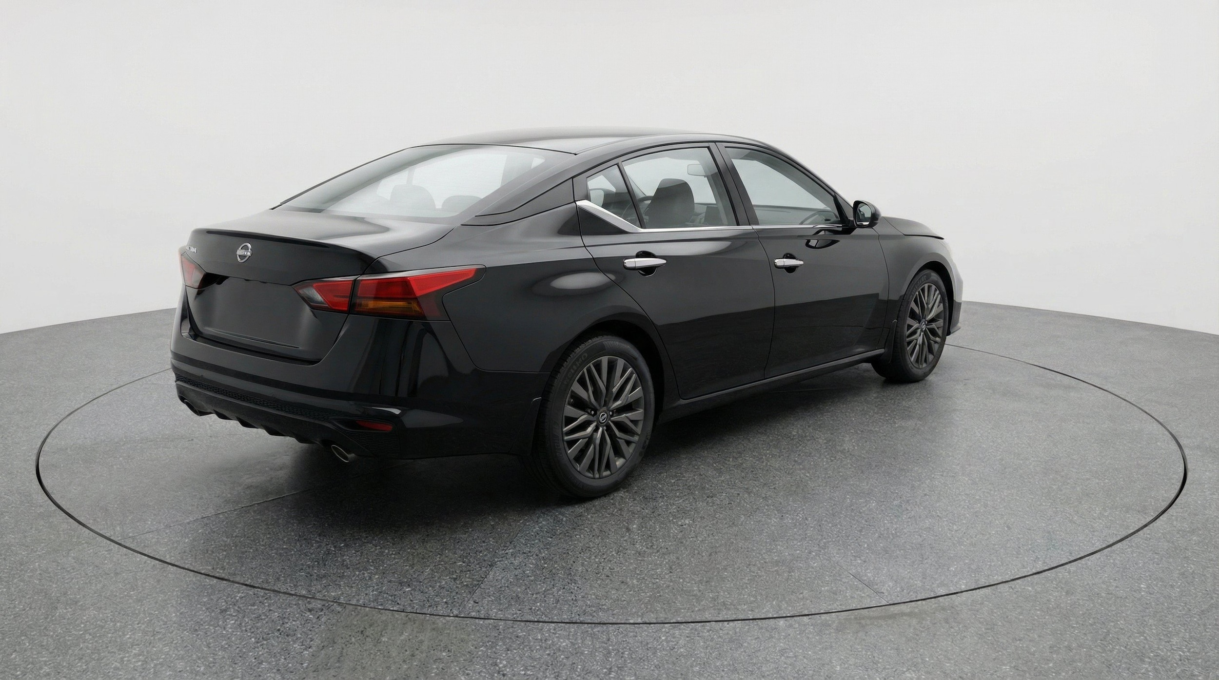 Thumbnail: 2025 Nissan Altima - 9