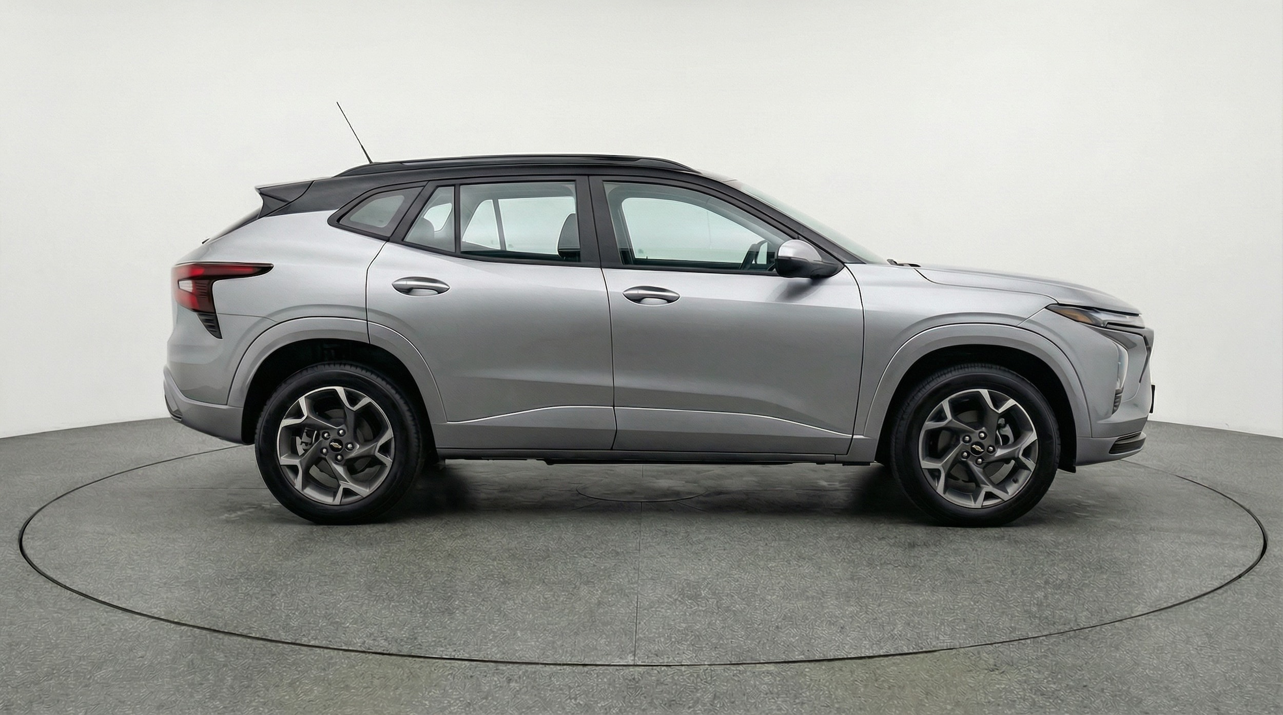 Thumbnail: 2025 Chevrolet Trax - 8