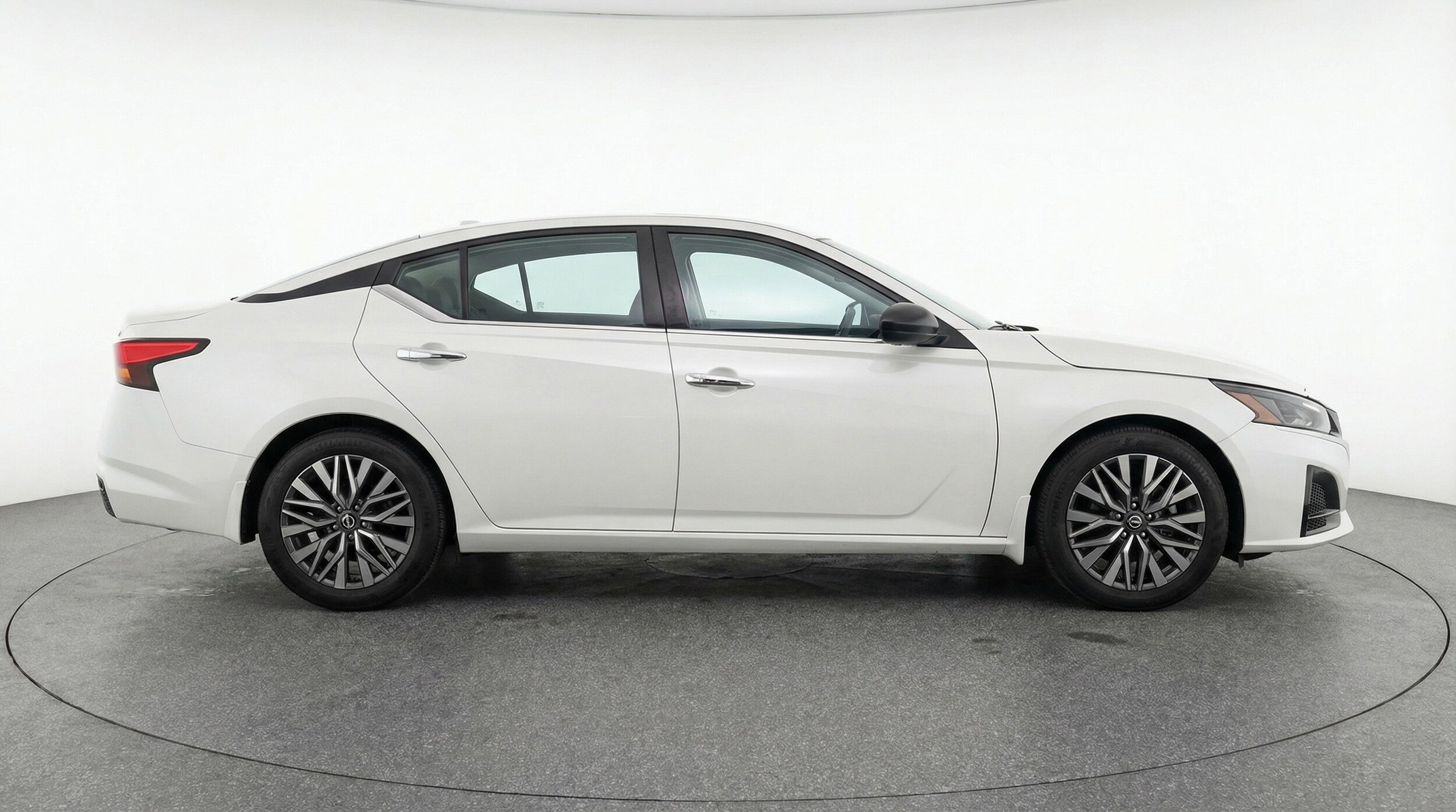 Thumbnail: 2025 Nissan Altima - 11