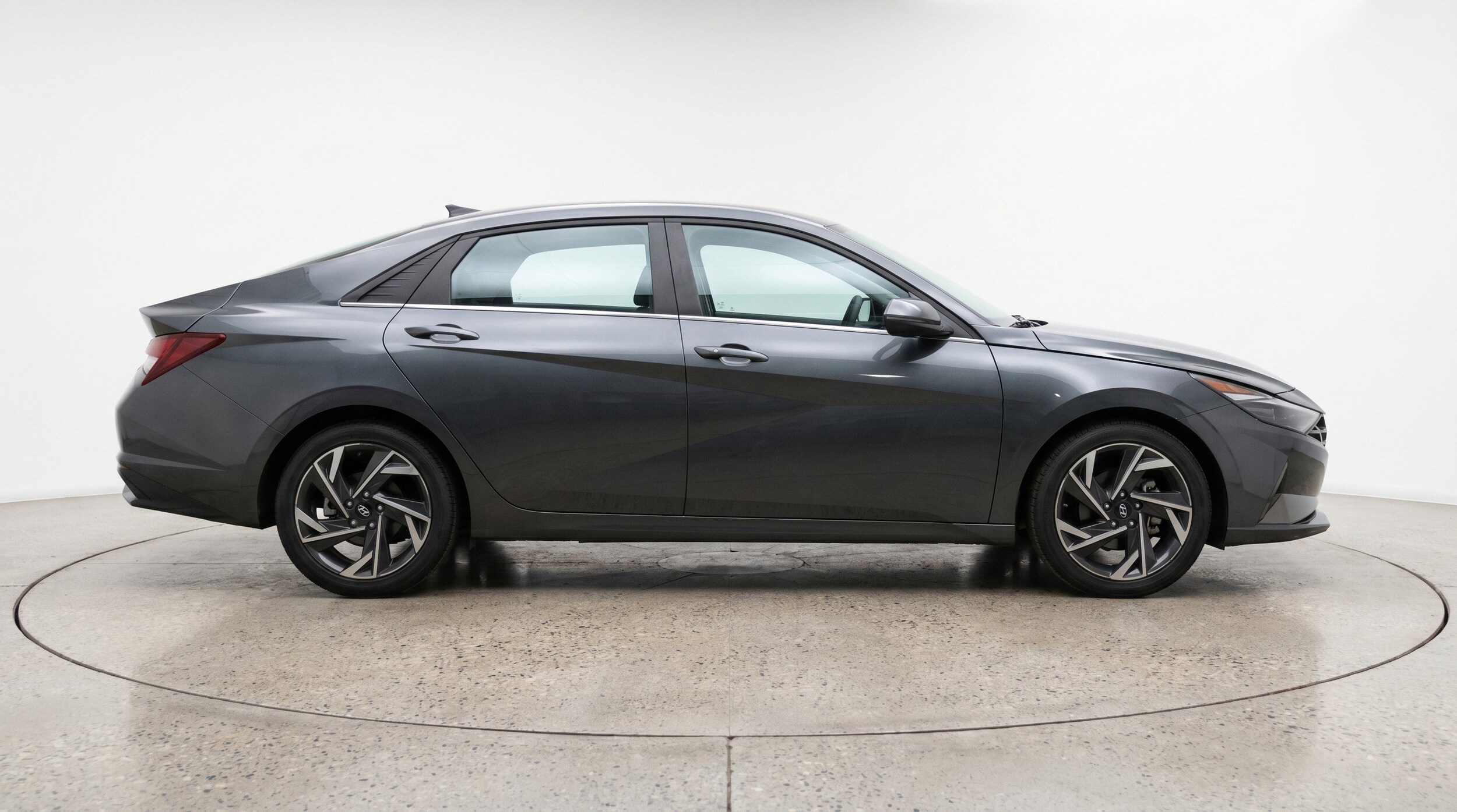Thumbnail: 2025 Hyundai Elantra - 11