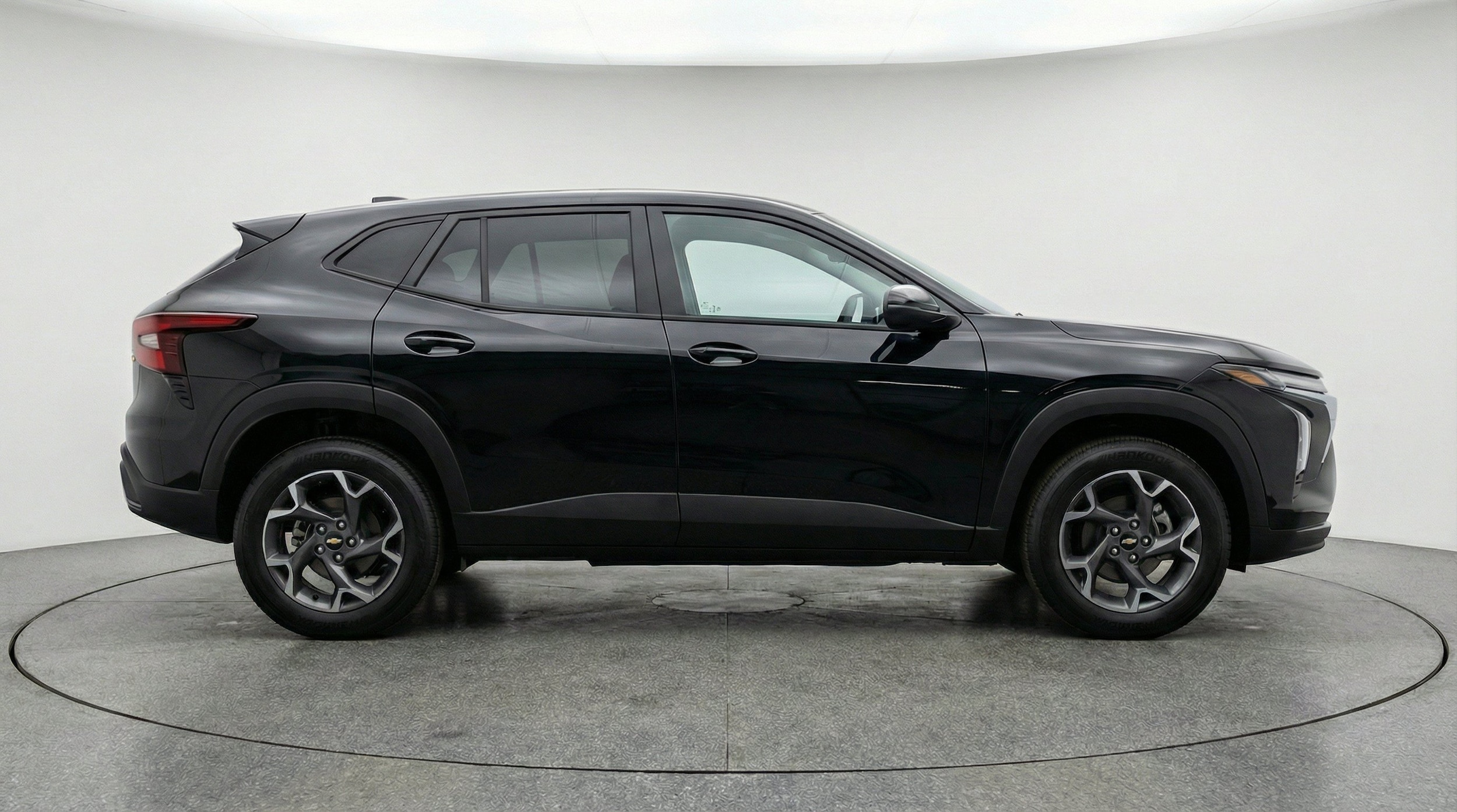 Thumbnail: 2025 Chevrolet Trax - 10