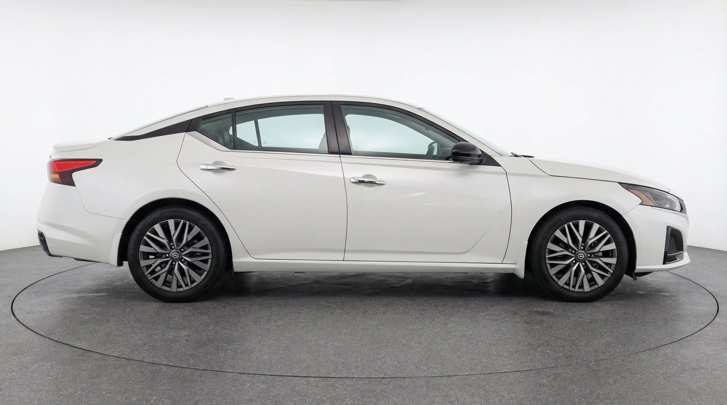 Thumbnail: 2025 Nissan Altima - 11