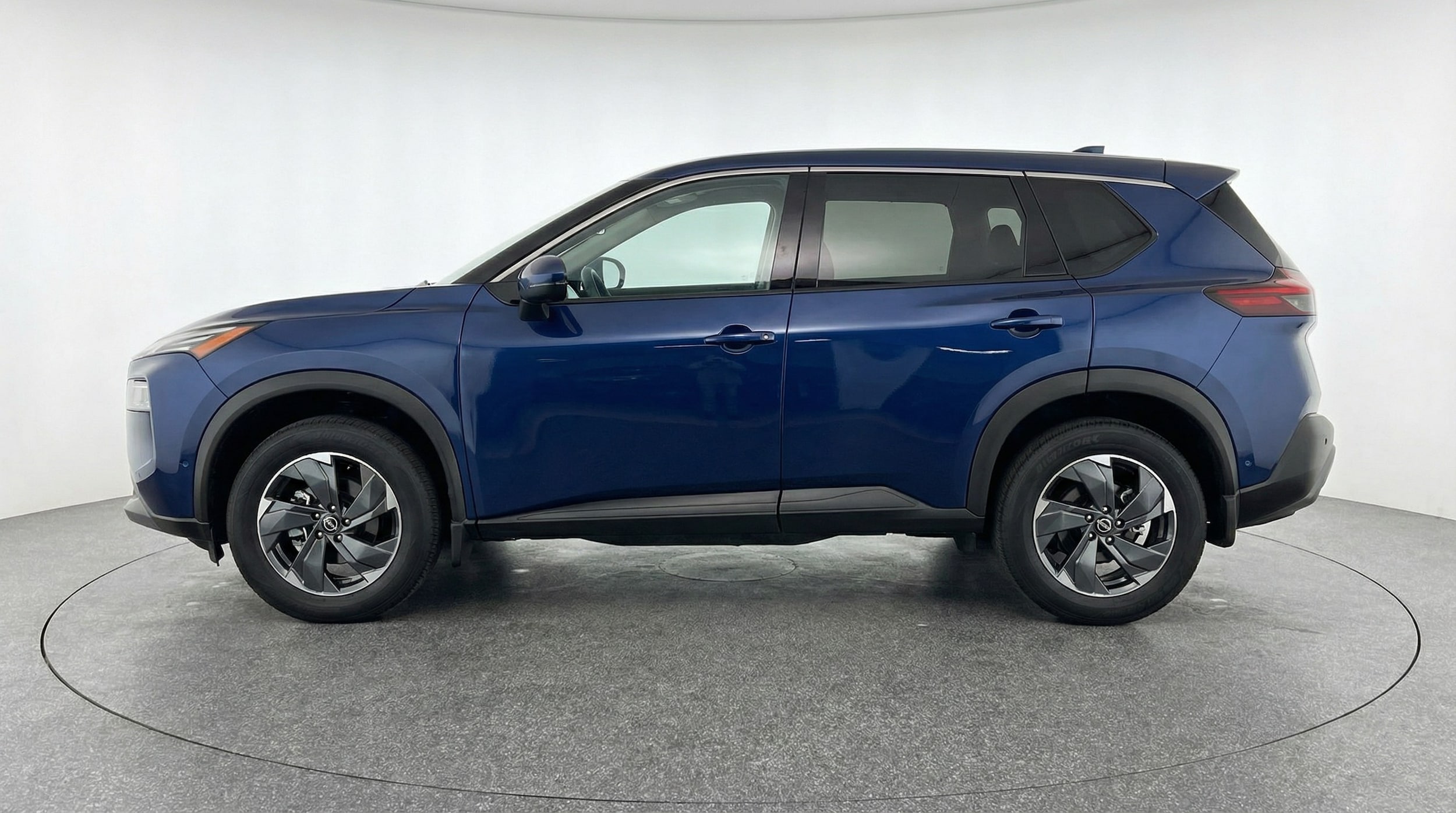 Thumbnail: 2025 Nissan Rogue - 4