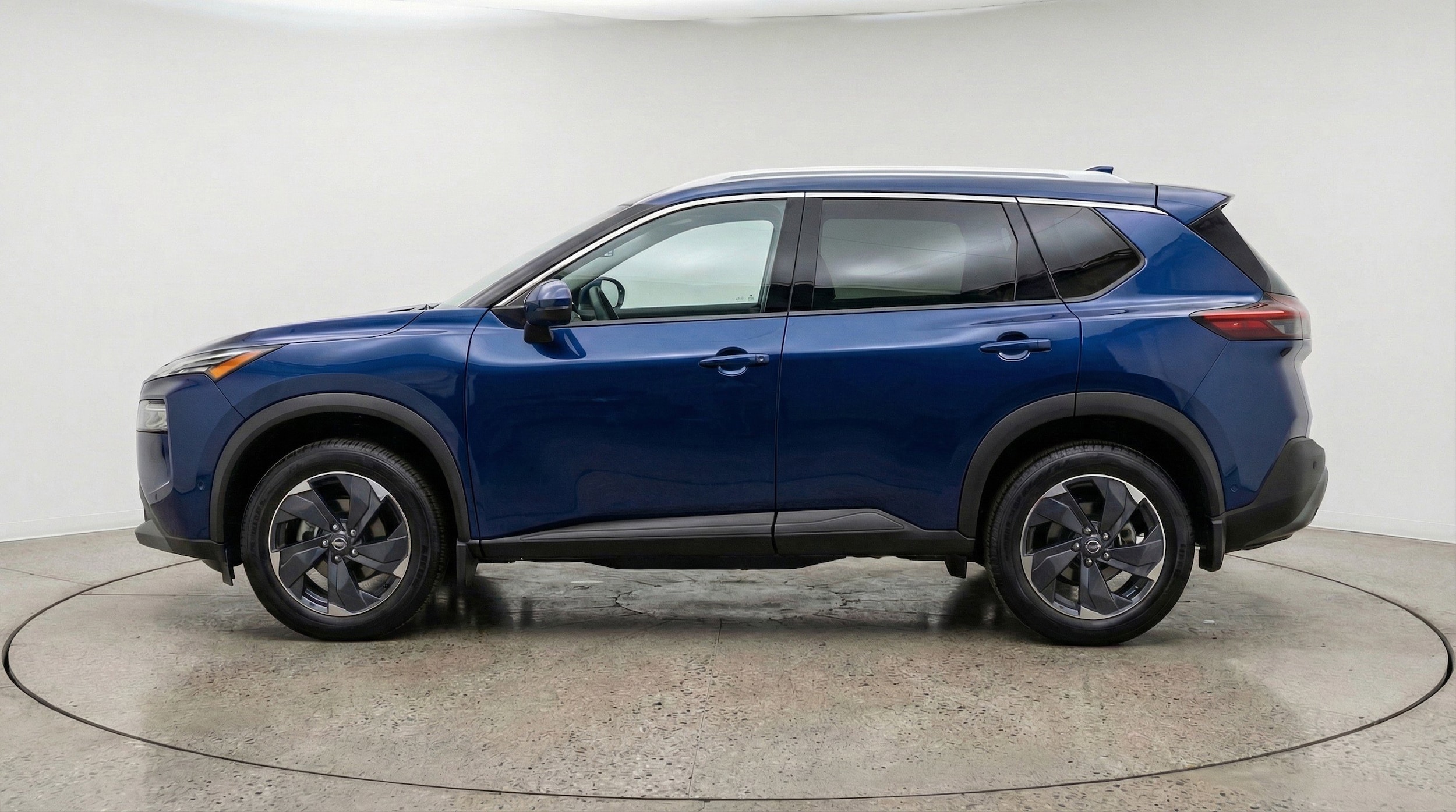 Thumbnail: 2025 Nissan Rogue - 5