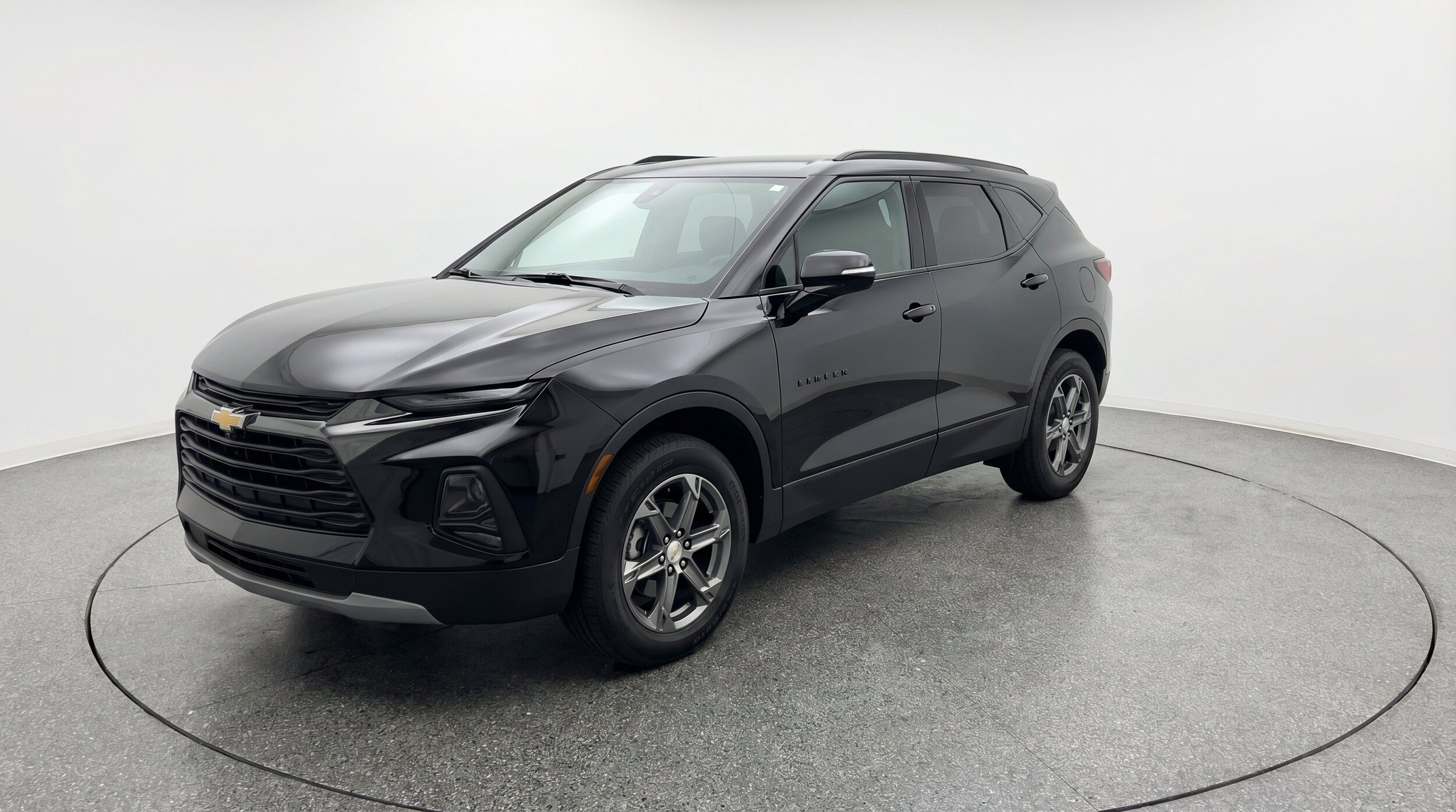 Thumbnail: 2025 Chevrolet Blazer - 3