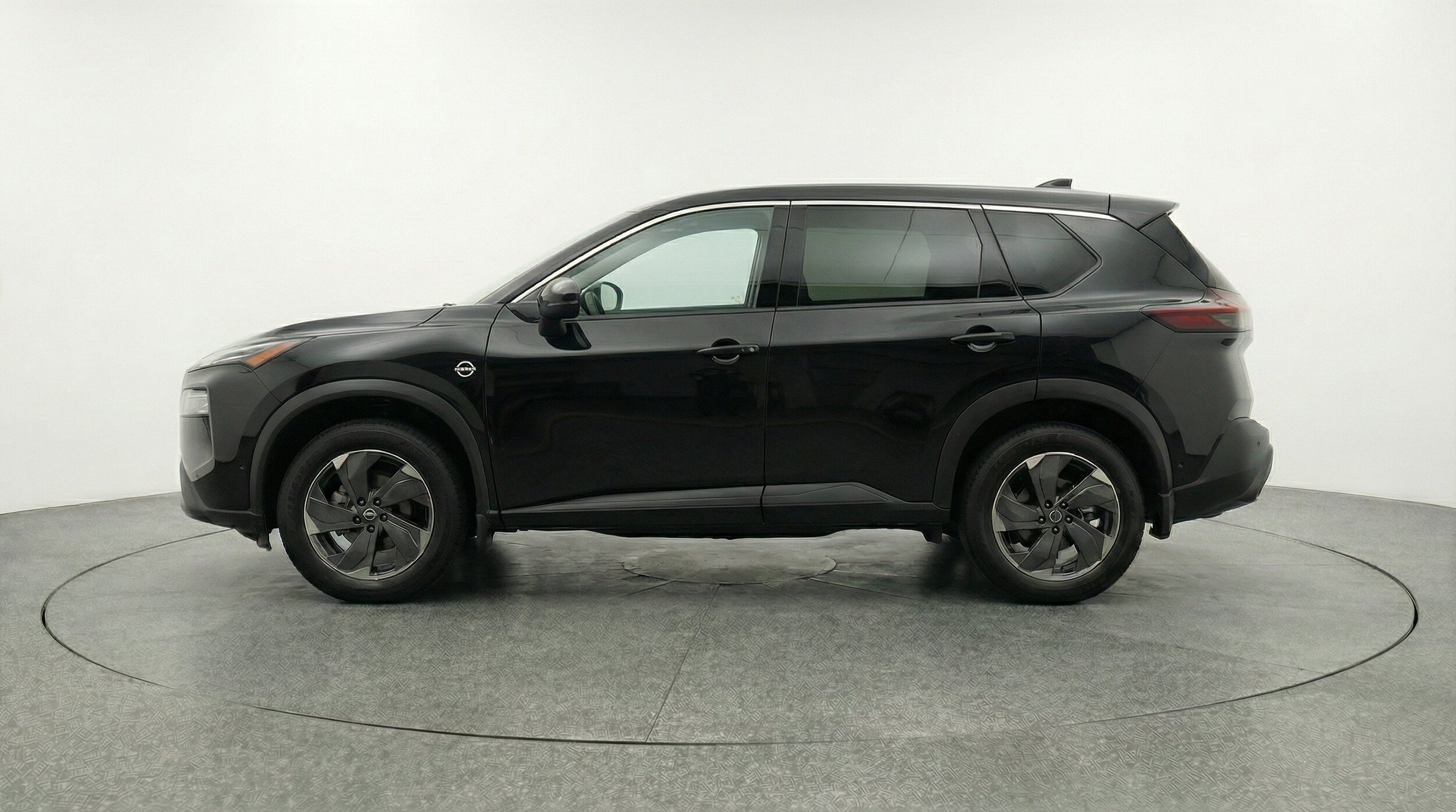 Thumbnail: 2025 Nissan Rogue - 5