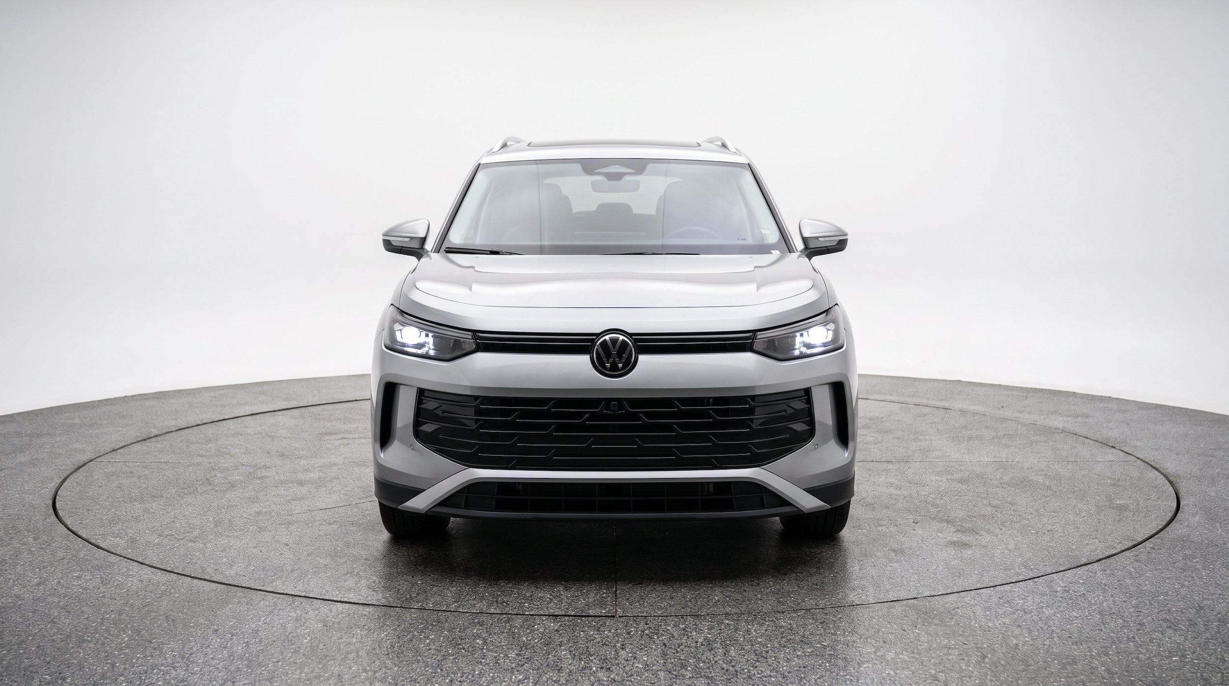 Thumbnail: 2026 Volkswagen Tiguan - 2