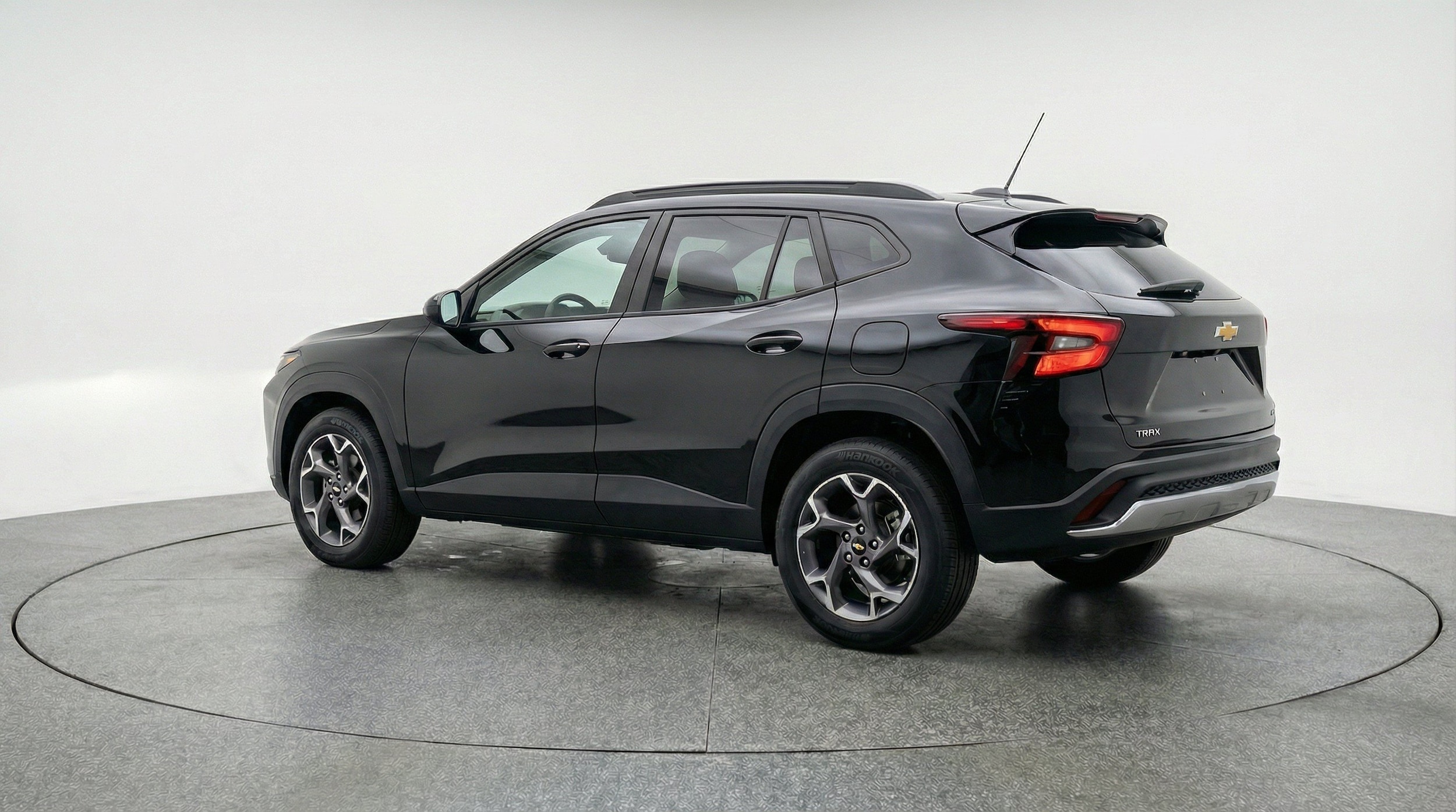 Thumbnail: 2025 Chevrolet Trax - 6
