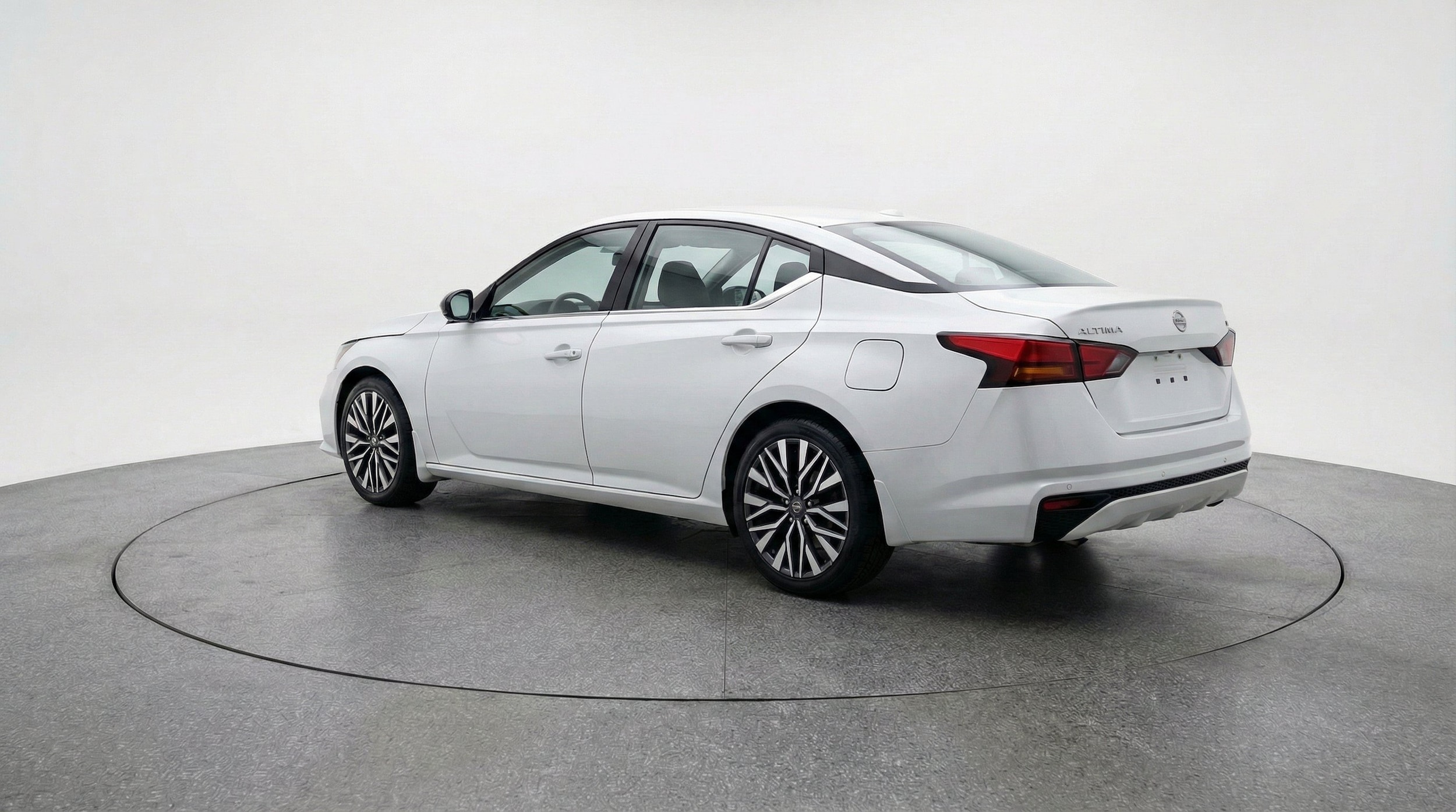 Thumbnail: 2025 Nissan Altima - 6