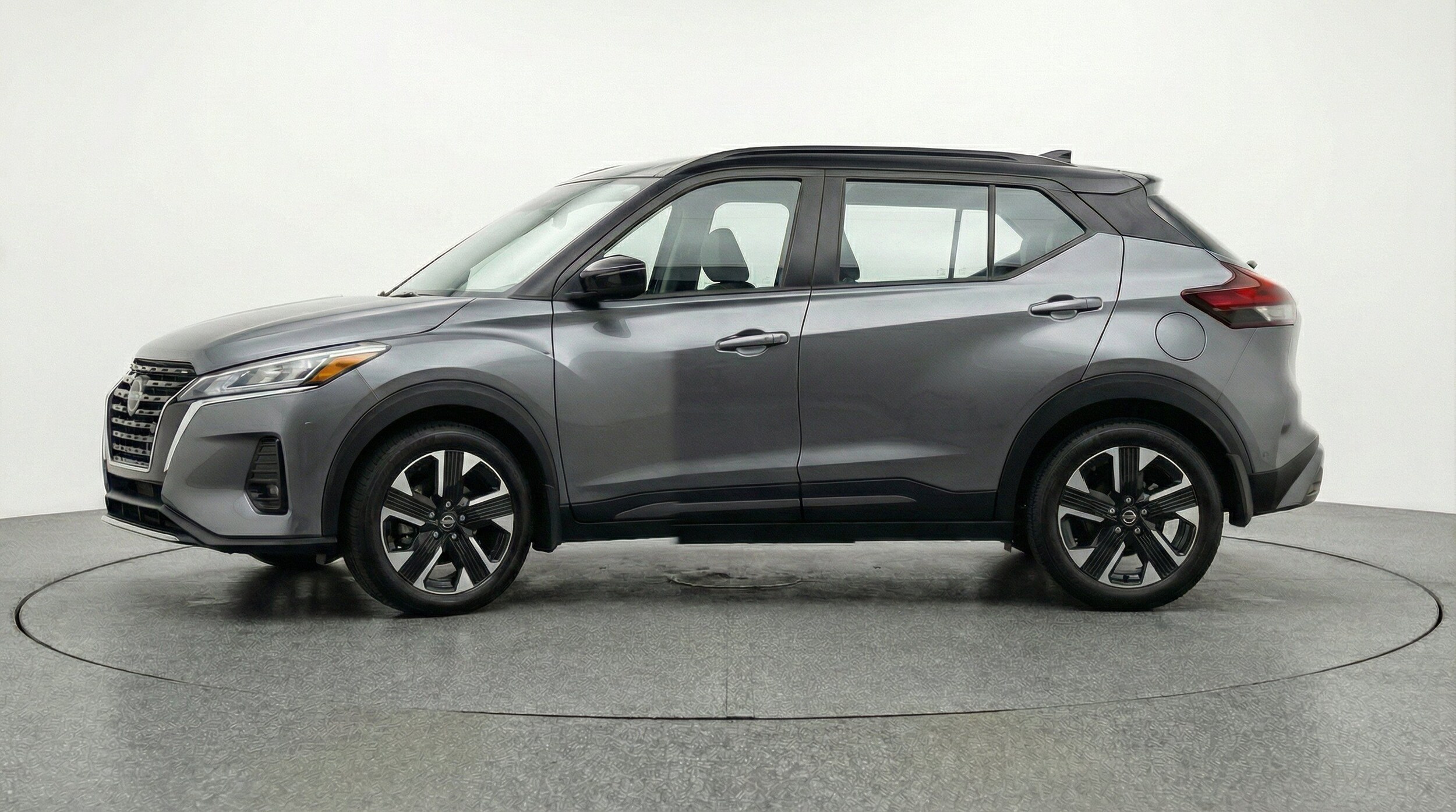 Thumbnail: 2026 Nissan Kicks - 5