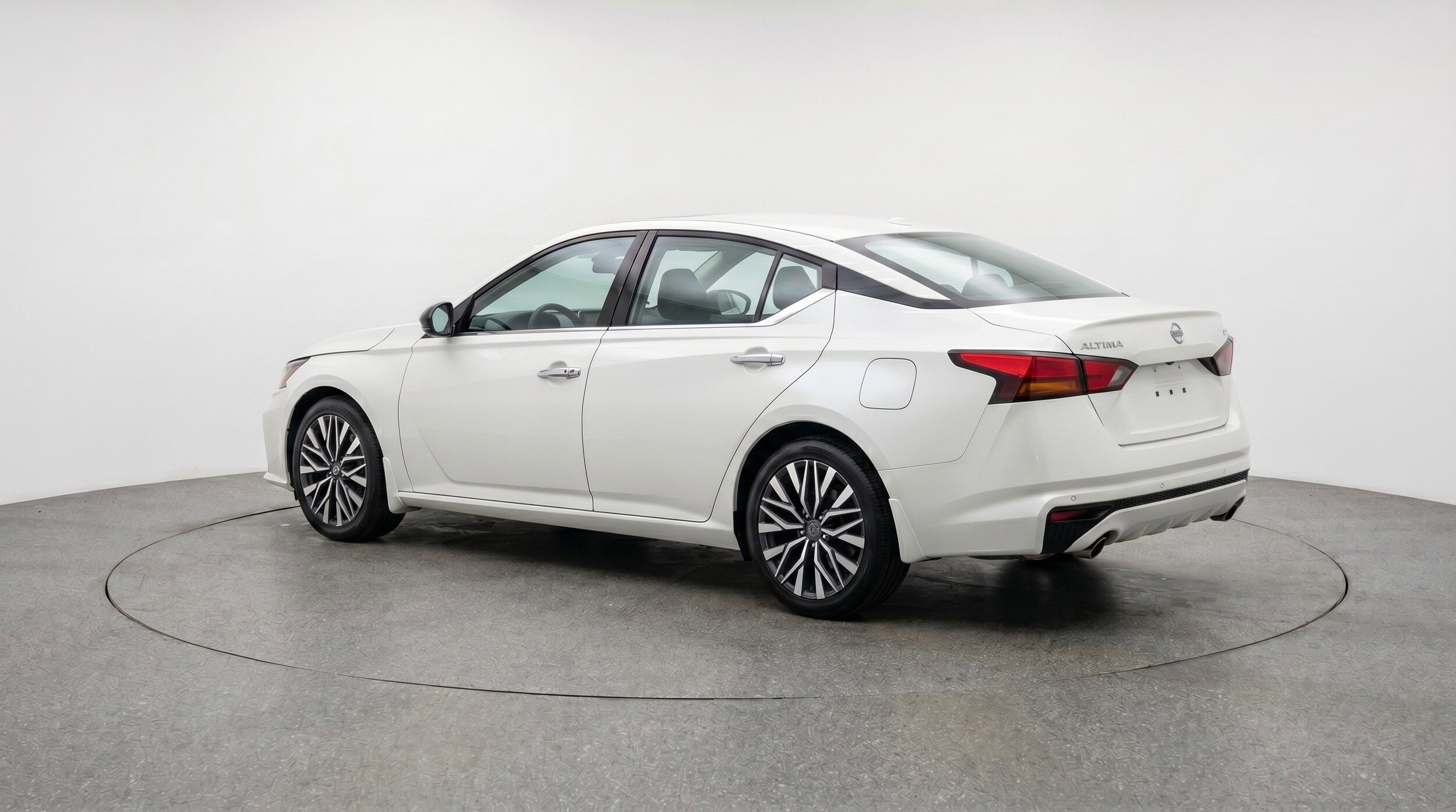 Thumbnail: 2025 Nissan Altima - 6