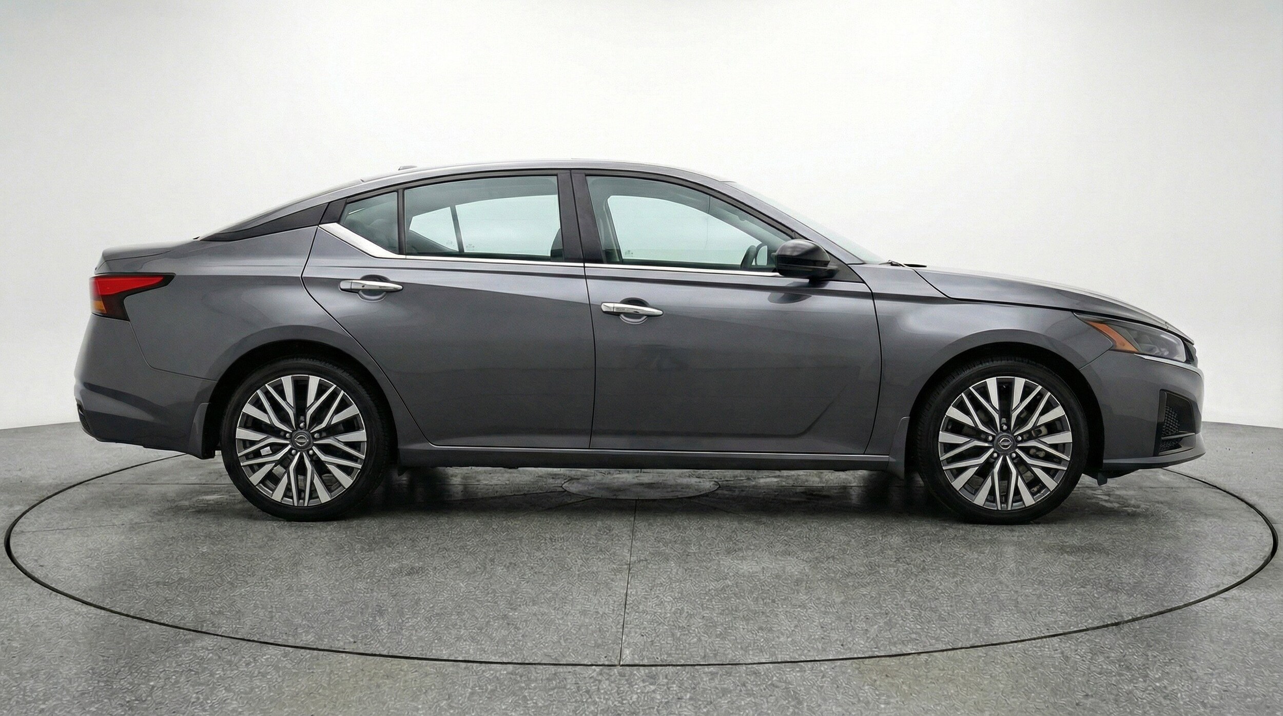 Thumbnail: 2025 Nissan Altima - 11