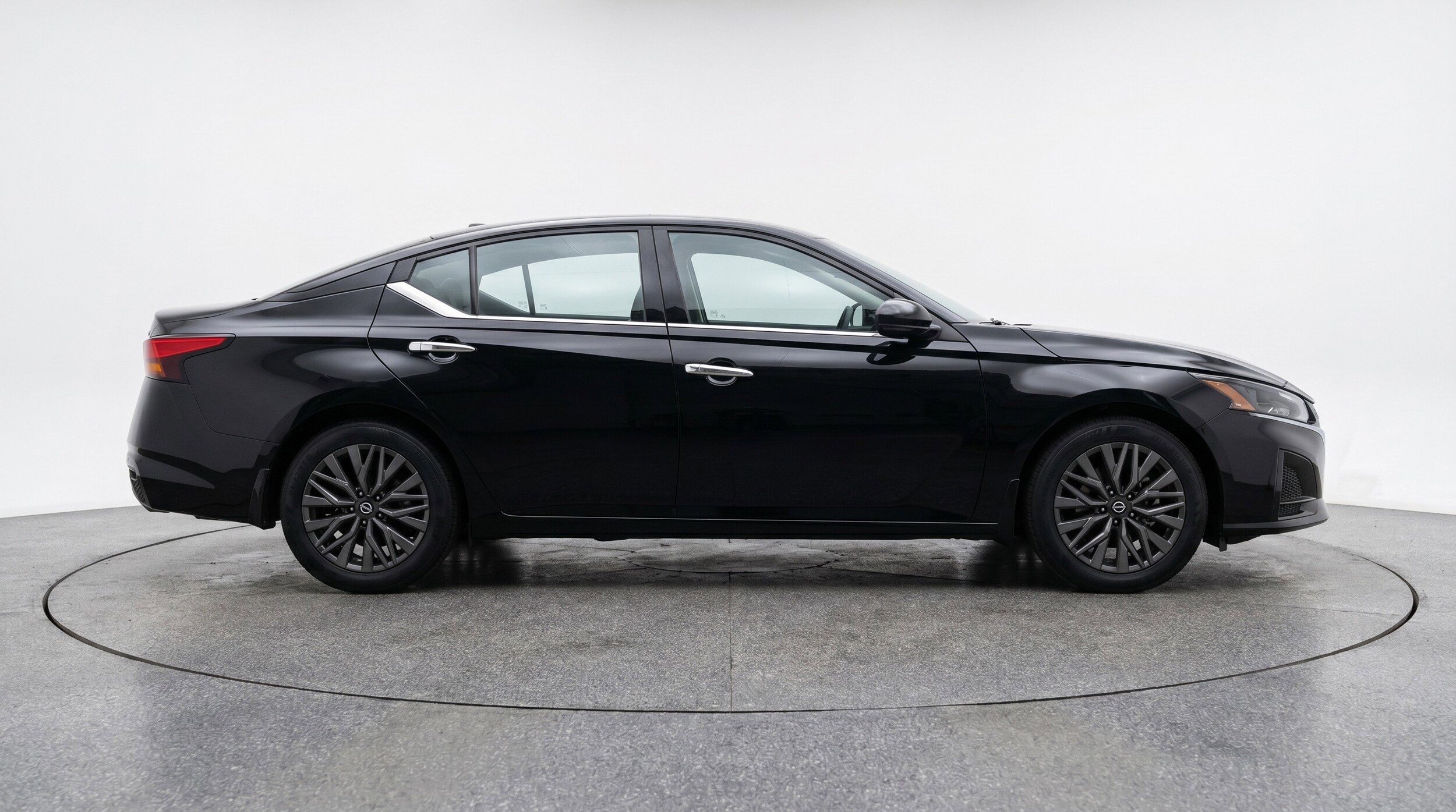 Thumbnail: 2025 Nissan Altima - 11